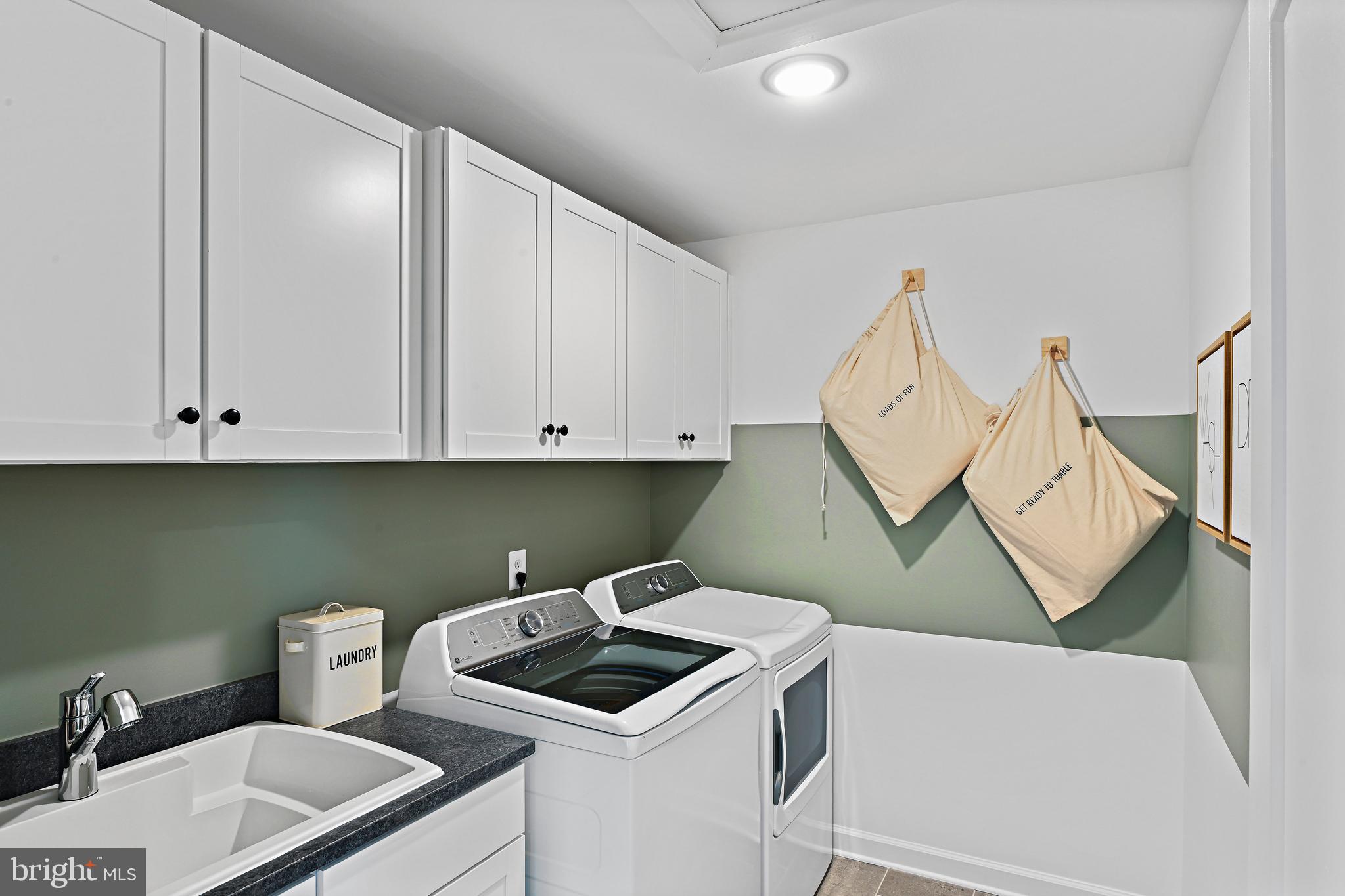 TANAGER - Residential