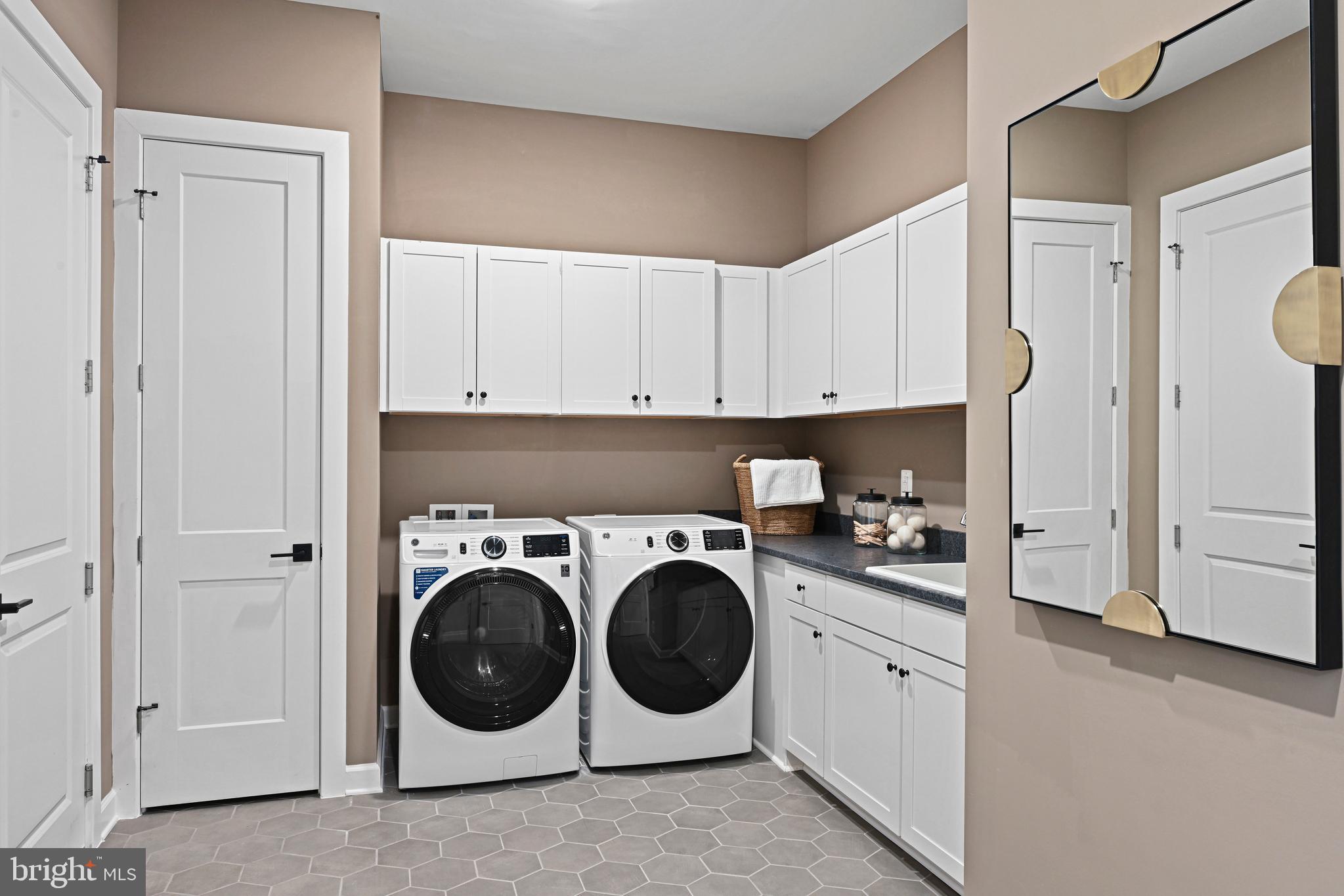 TANAGER - Residential