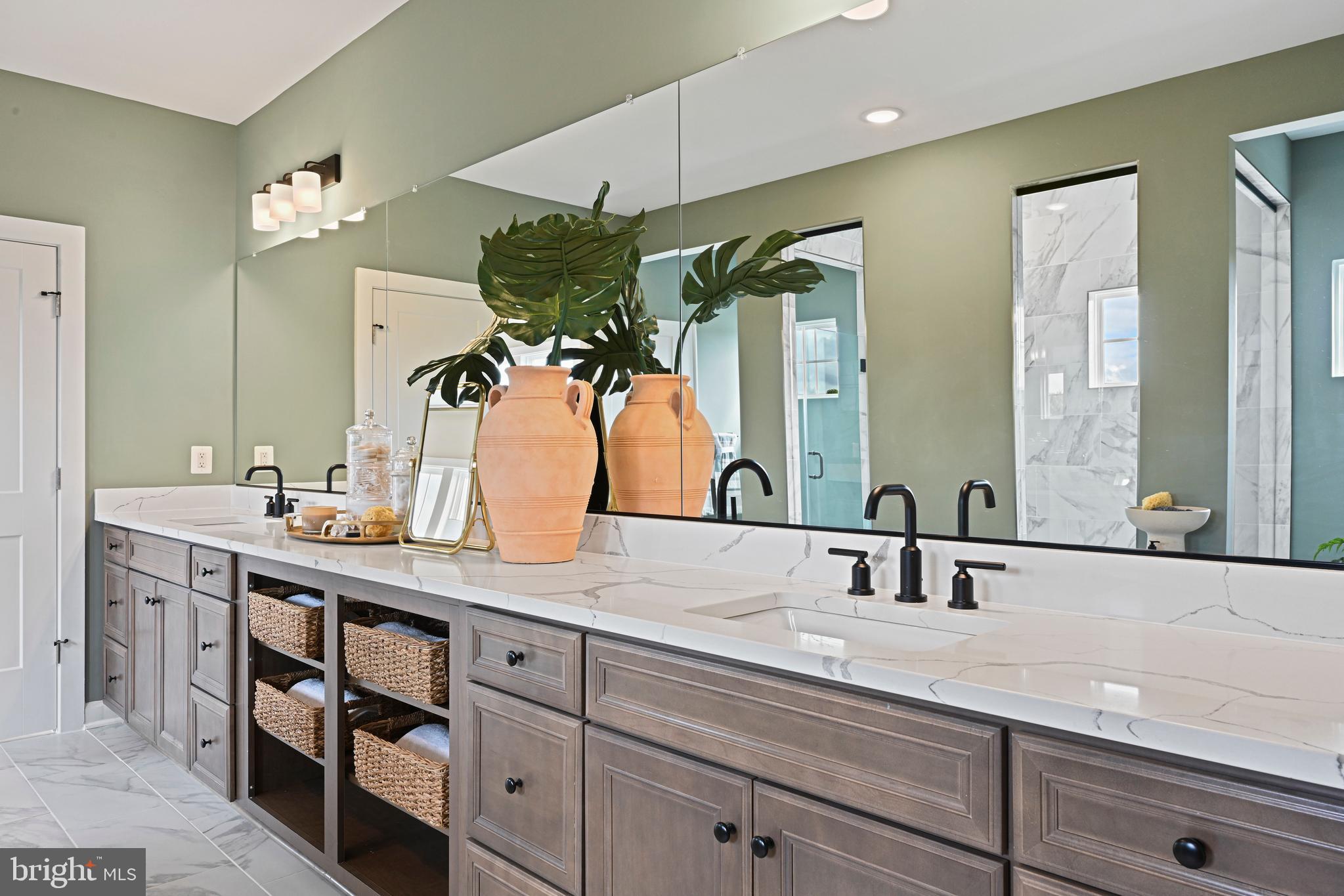 TANAGER - Residential