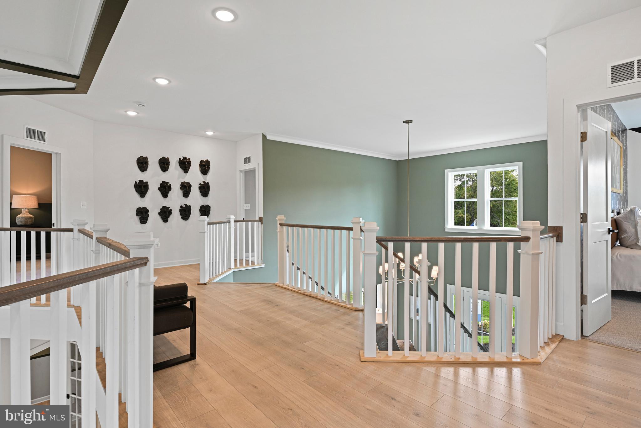 TANAGER - Residential