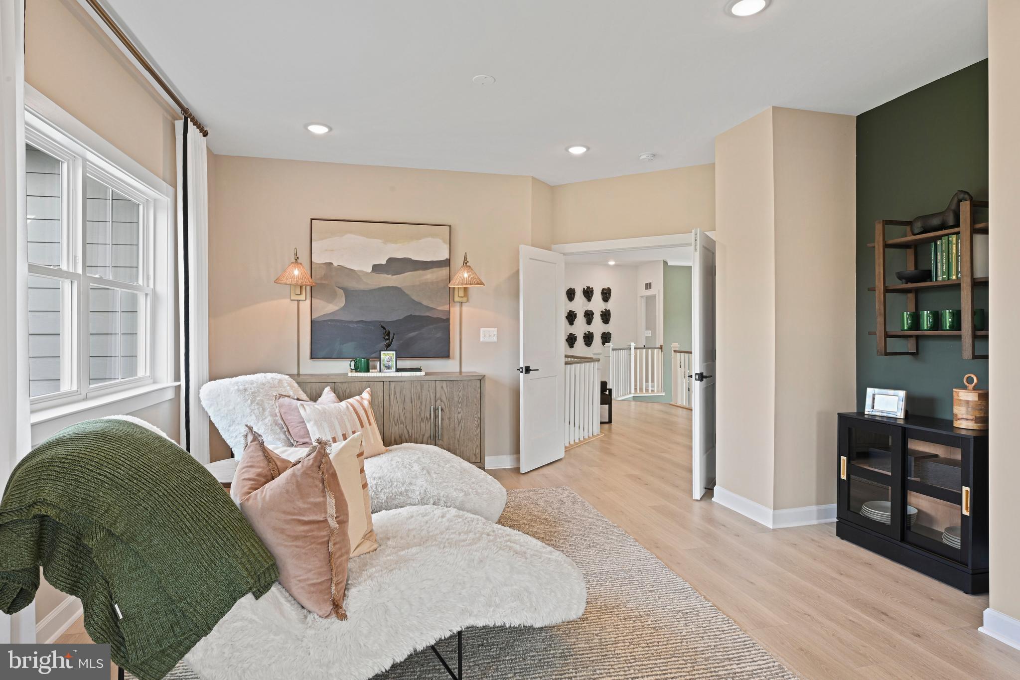 TANAGER - Residential