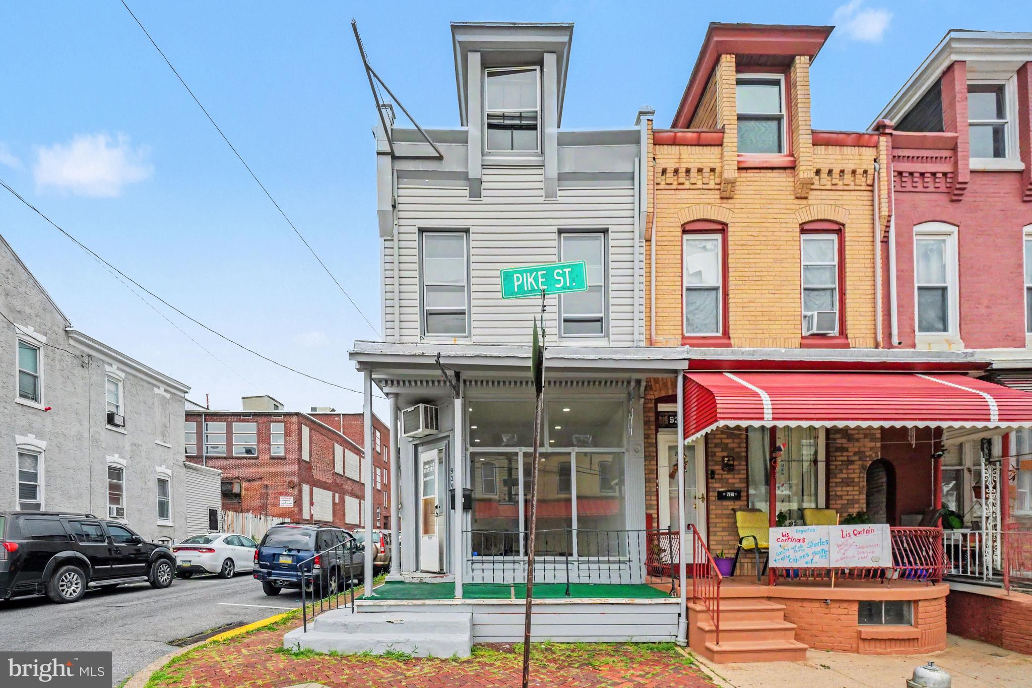929 PIKE STREET