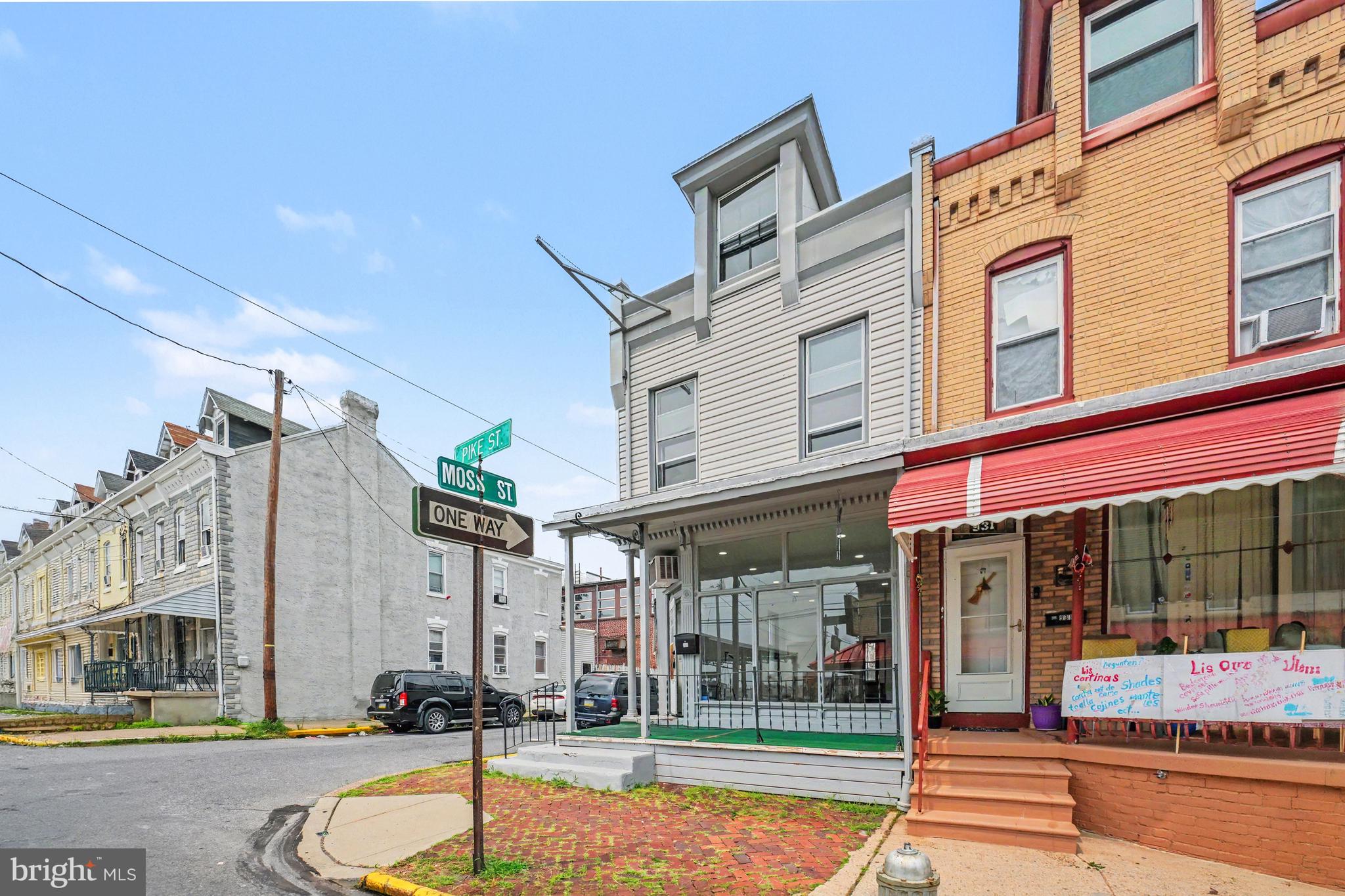 929 PIKE STREET