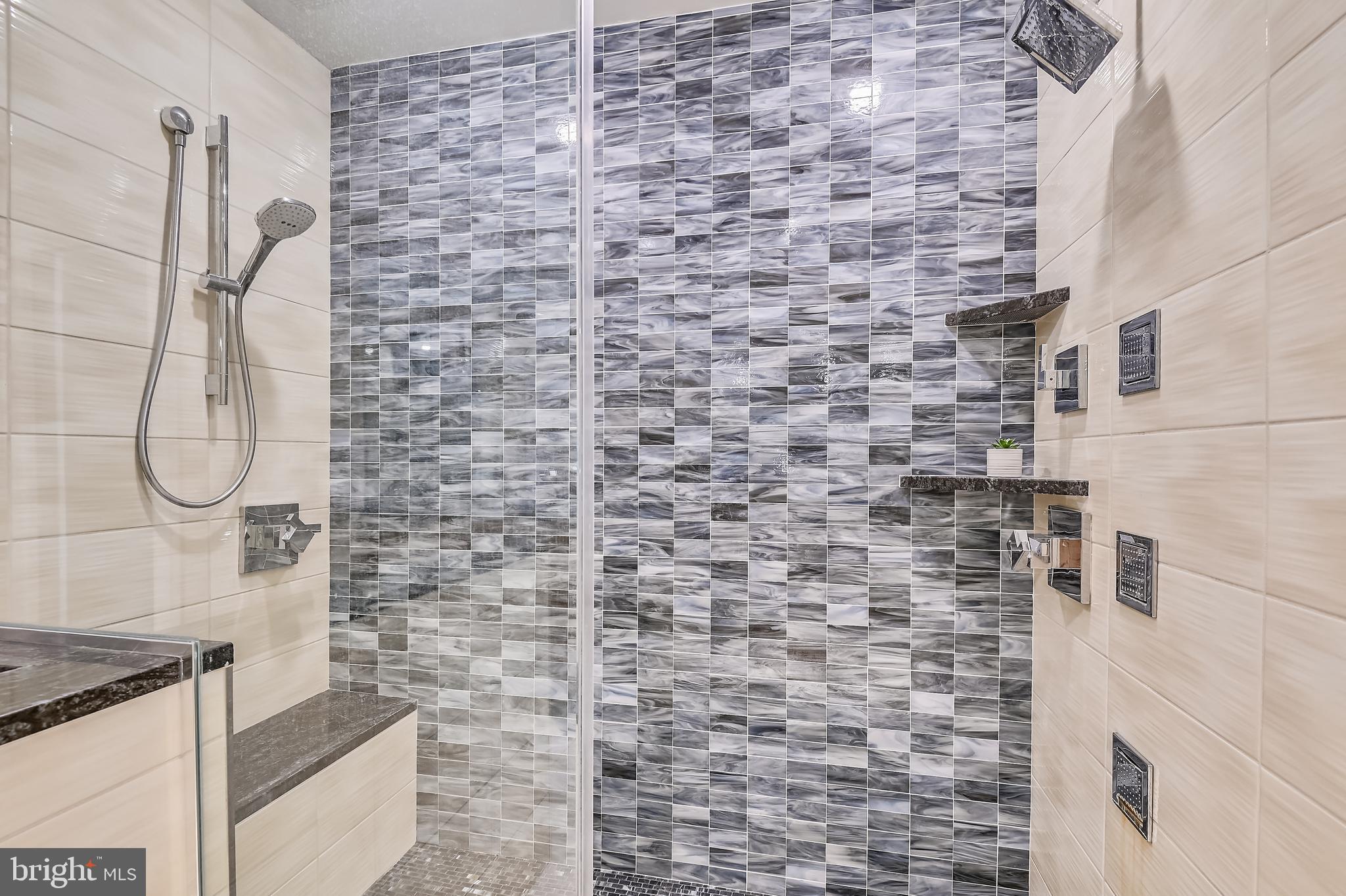 INNER HARBOR - Residential