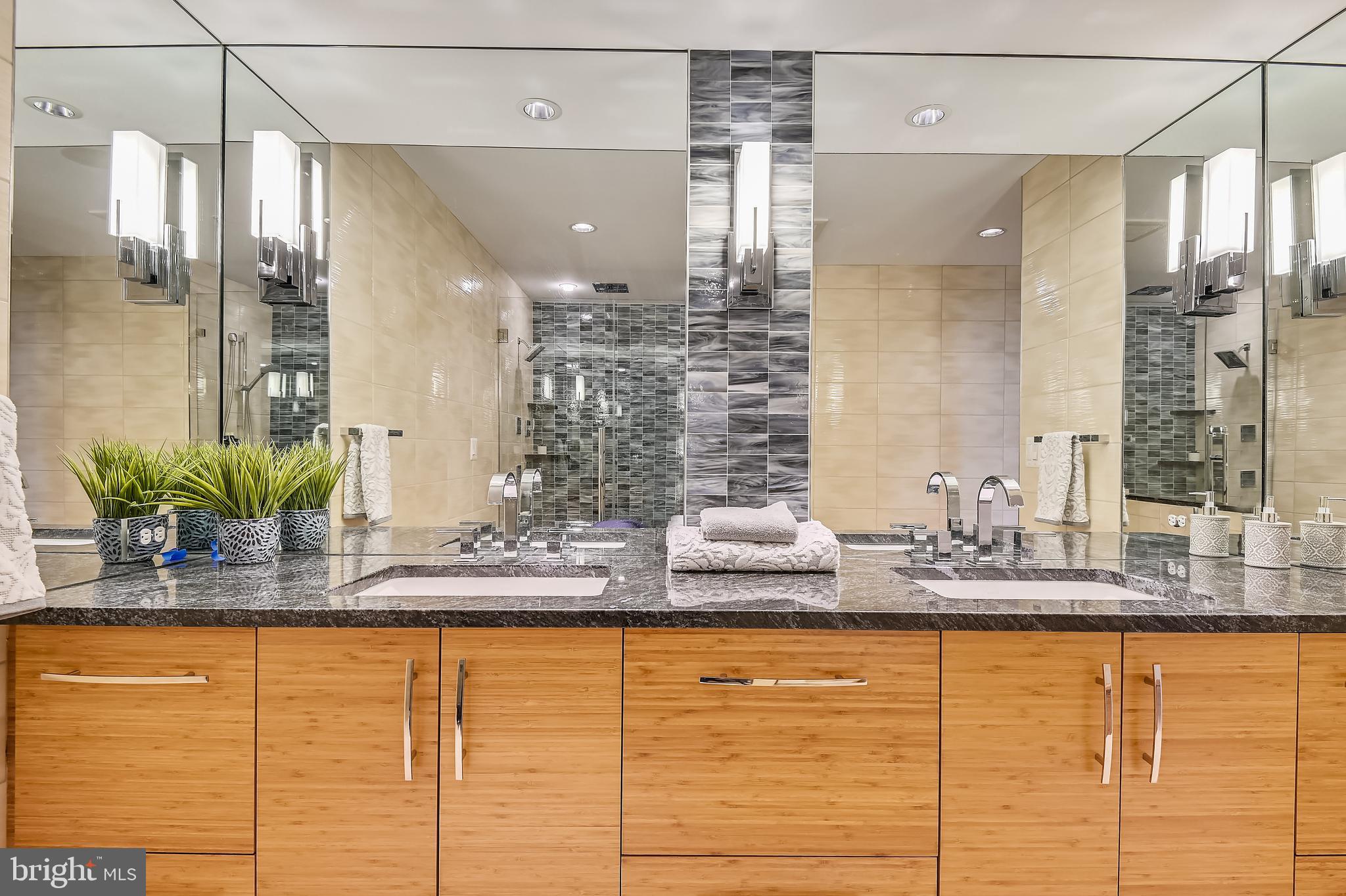 INNER HARBOR - Residential