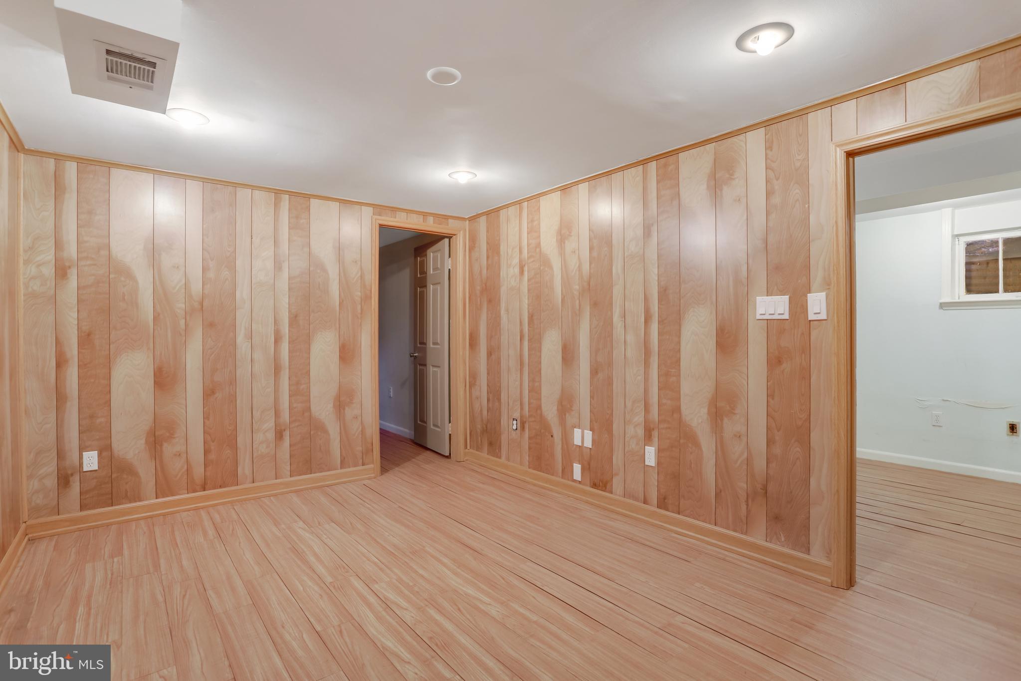 ORANGE HUNT ESTATES - Residential