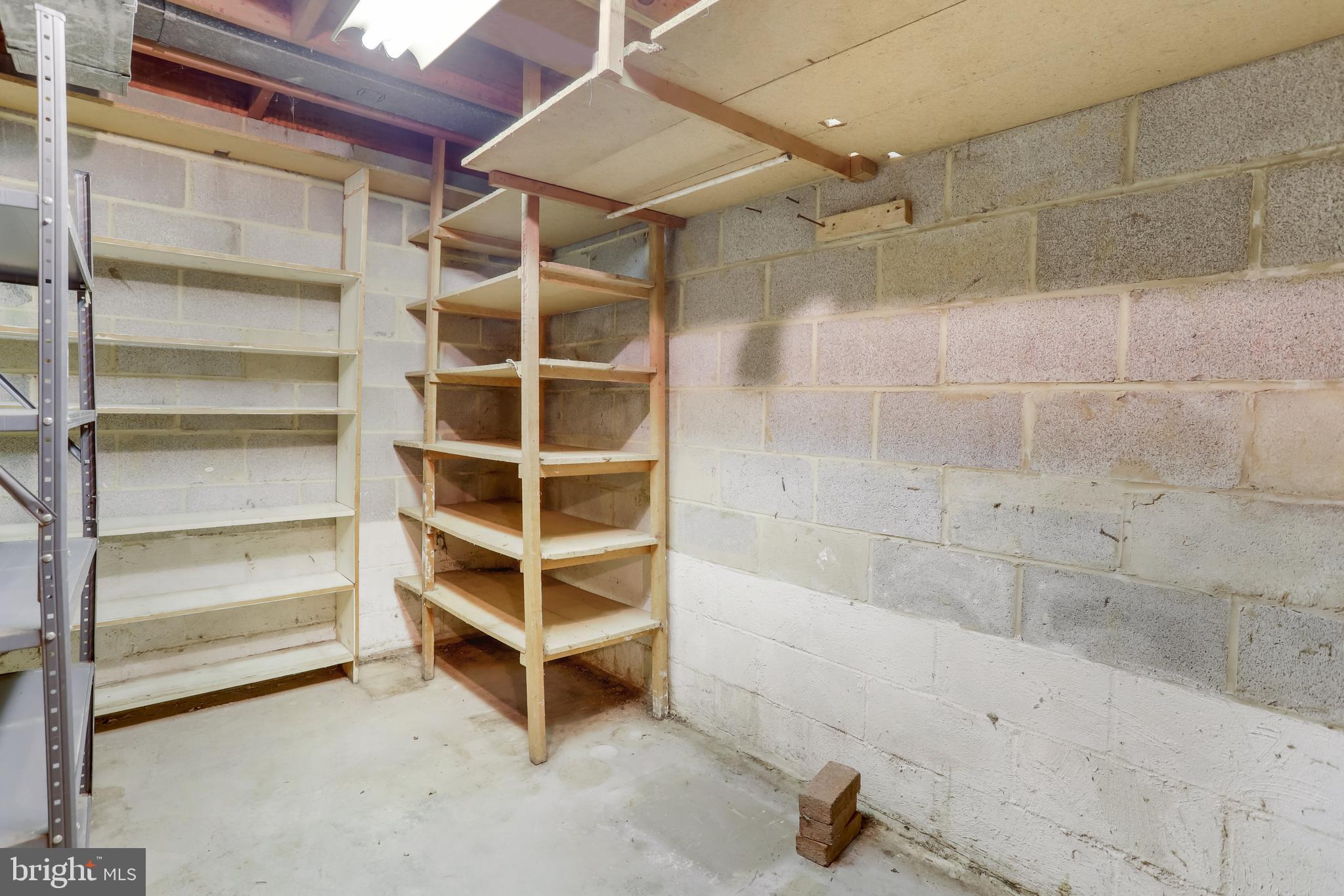 ORANGE HUNT ESTATES - Residential