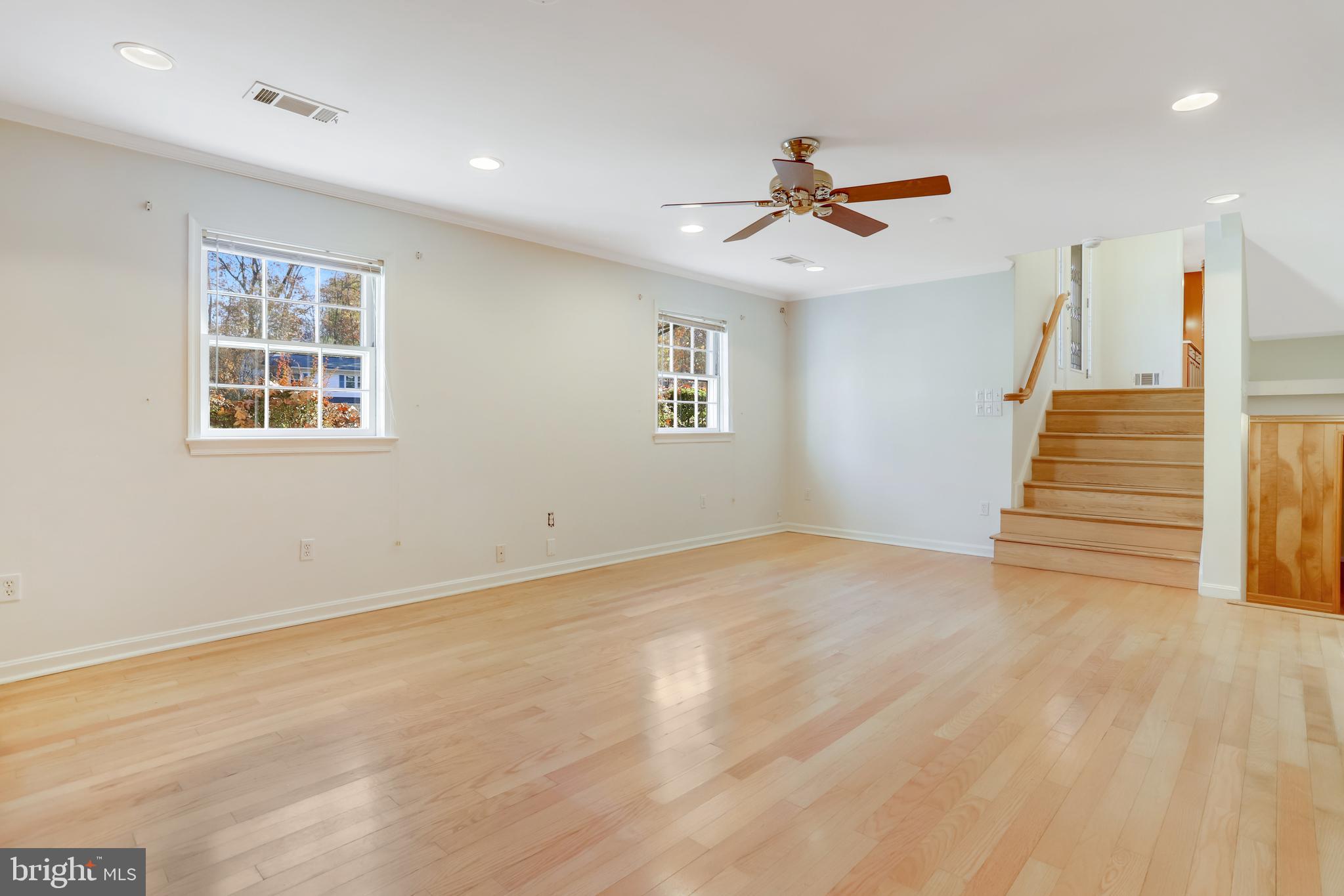 ORANGE HUNT ESTATES - Residential