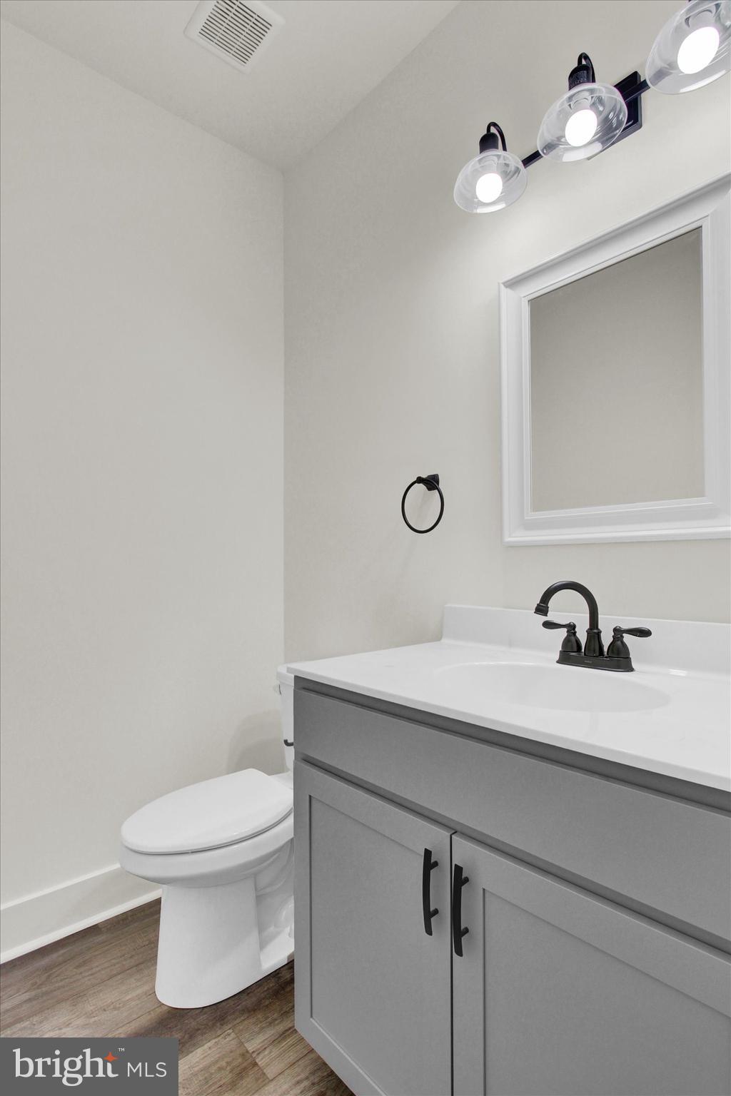 GLENVILLE - Residential