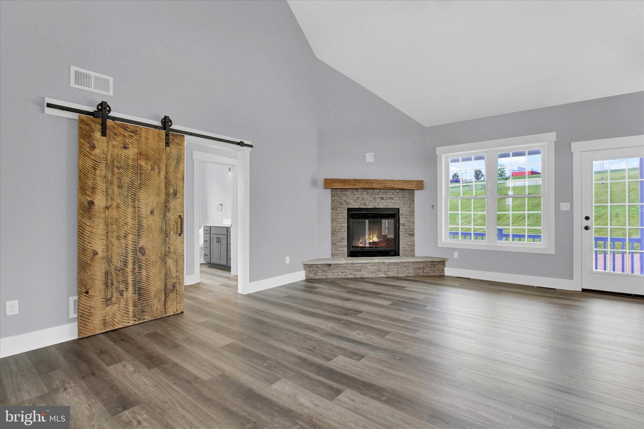 GLENVILLE - Residential