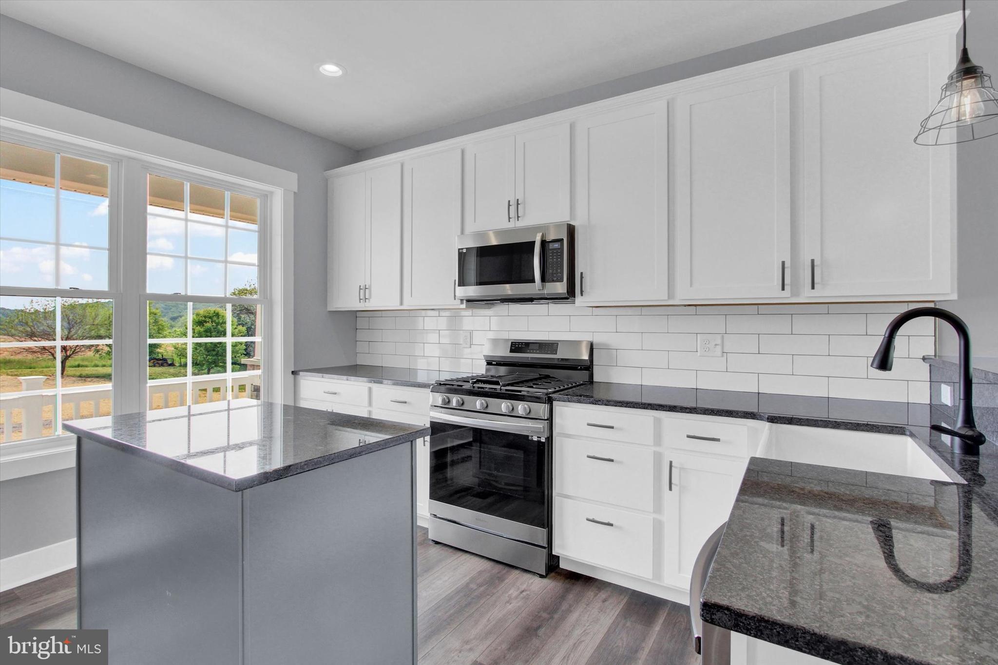 GLENVILLE - Residential