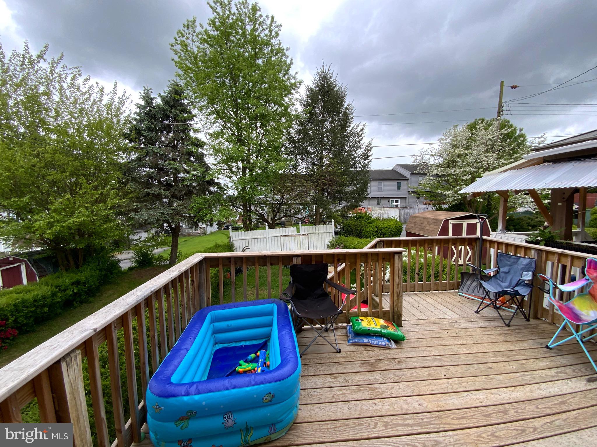 8TH WARD - Residential