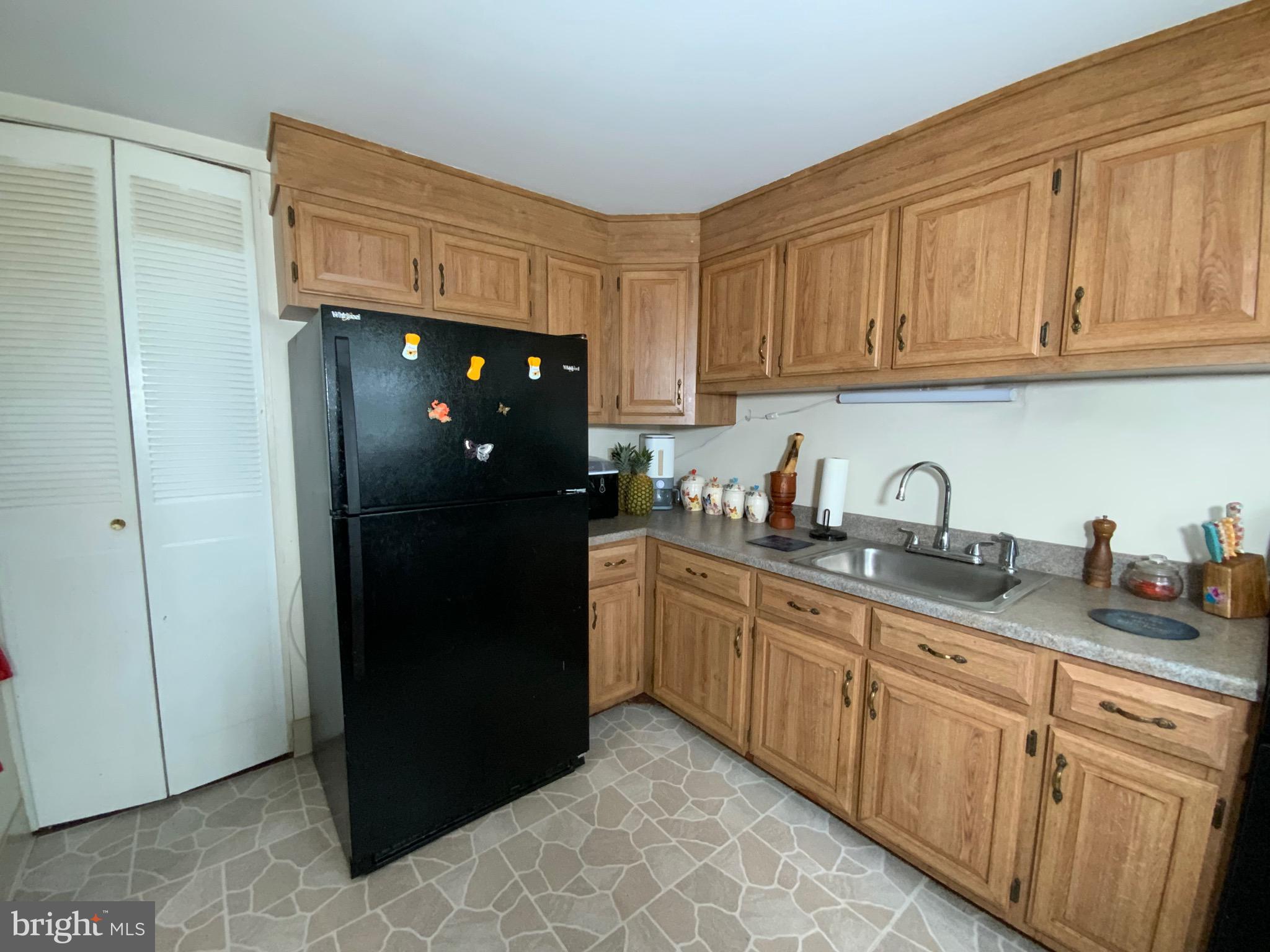 8TH WARD - Residential