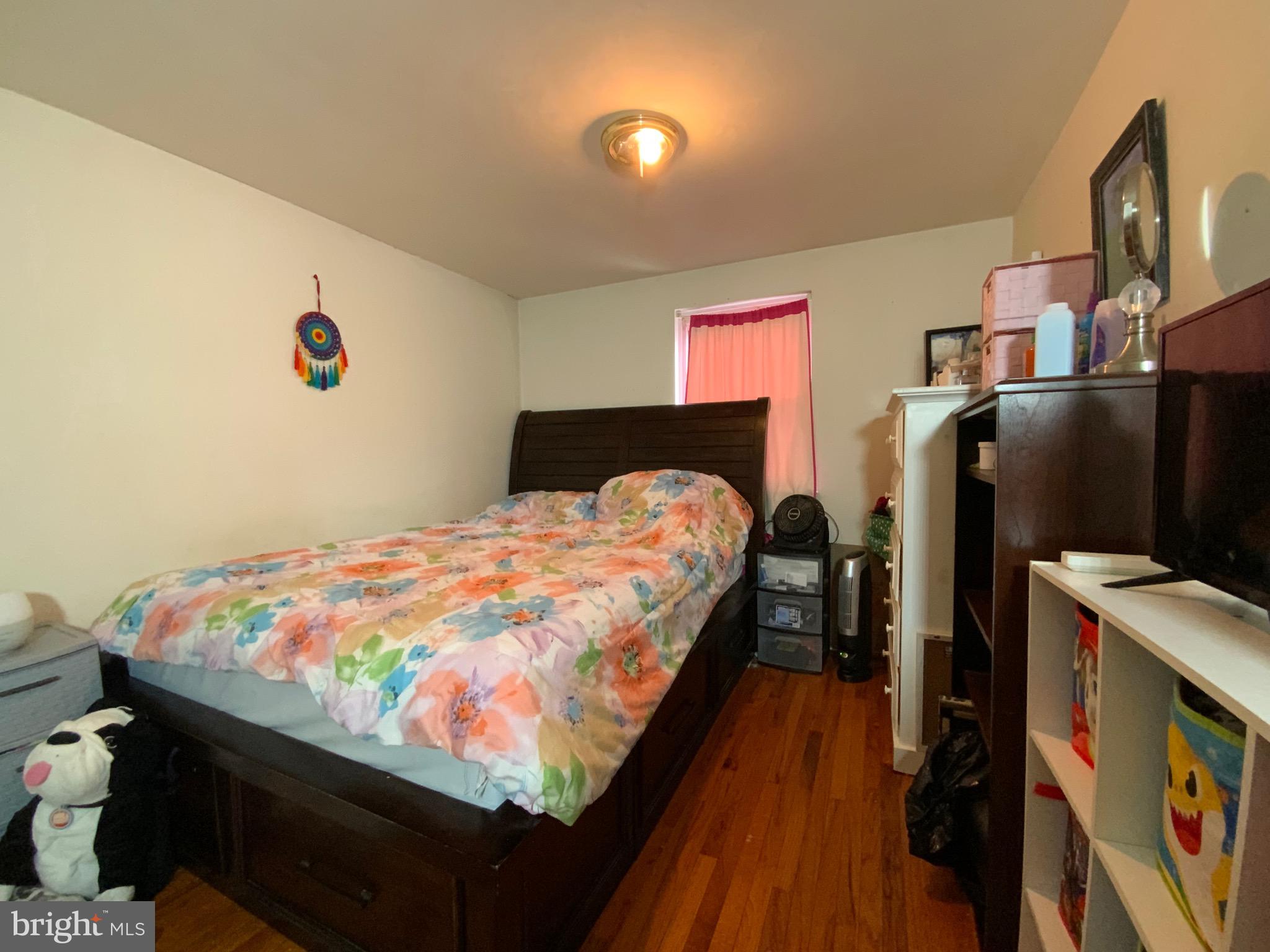 8TH WARD - Residential