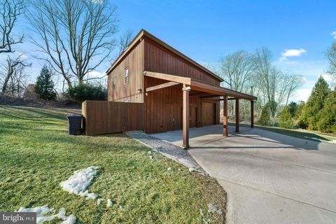 Photo of 920 Horseshoe Pike, DOWNINGTOWN, PA 19335 (MLS # PACT2092868)
