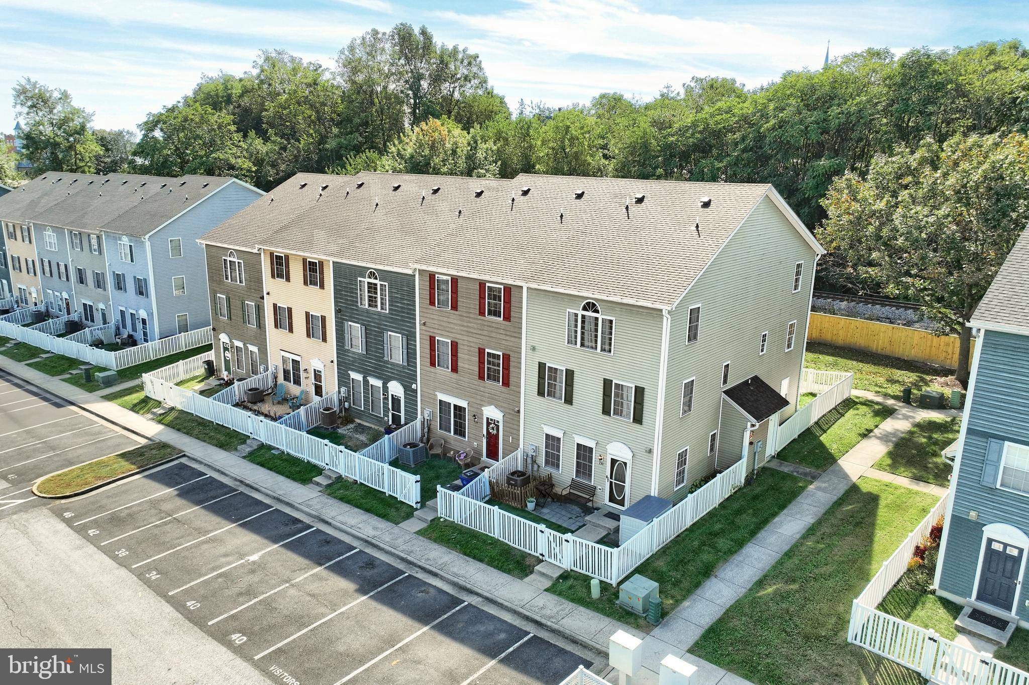 ALTAMONT GARDENS - Residential