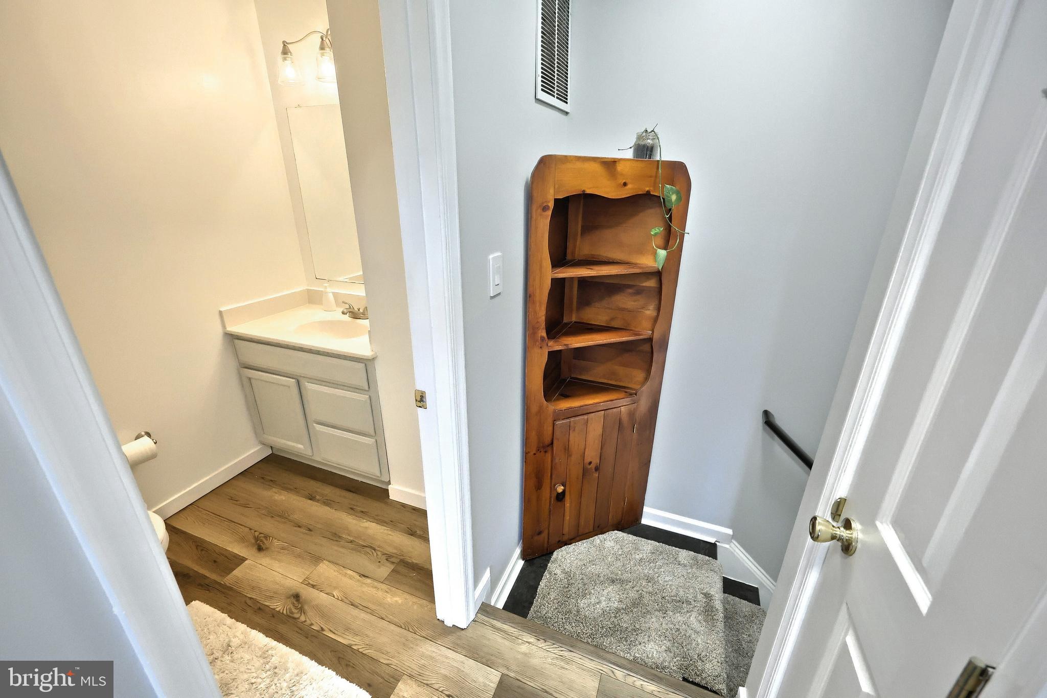 ALTAMONT GARDENS - Residential