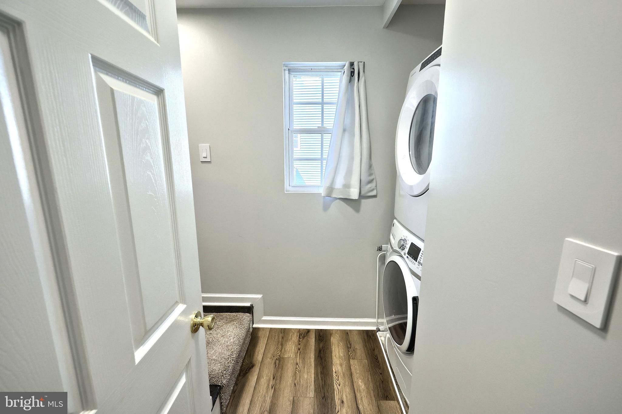 ALTAMONT GARDENS - Residential