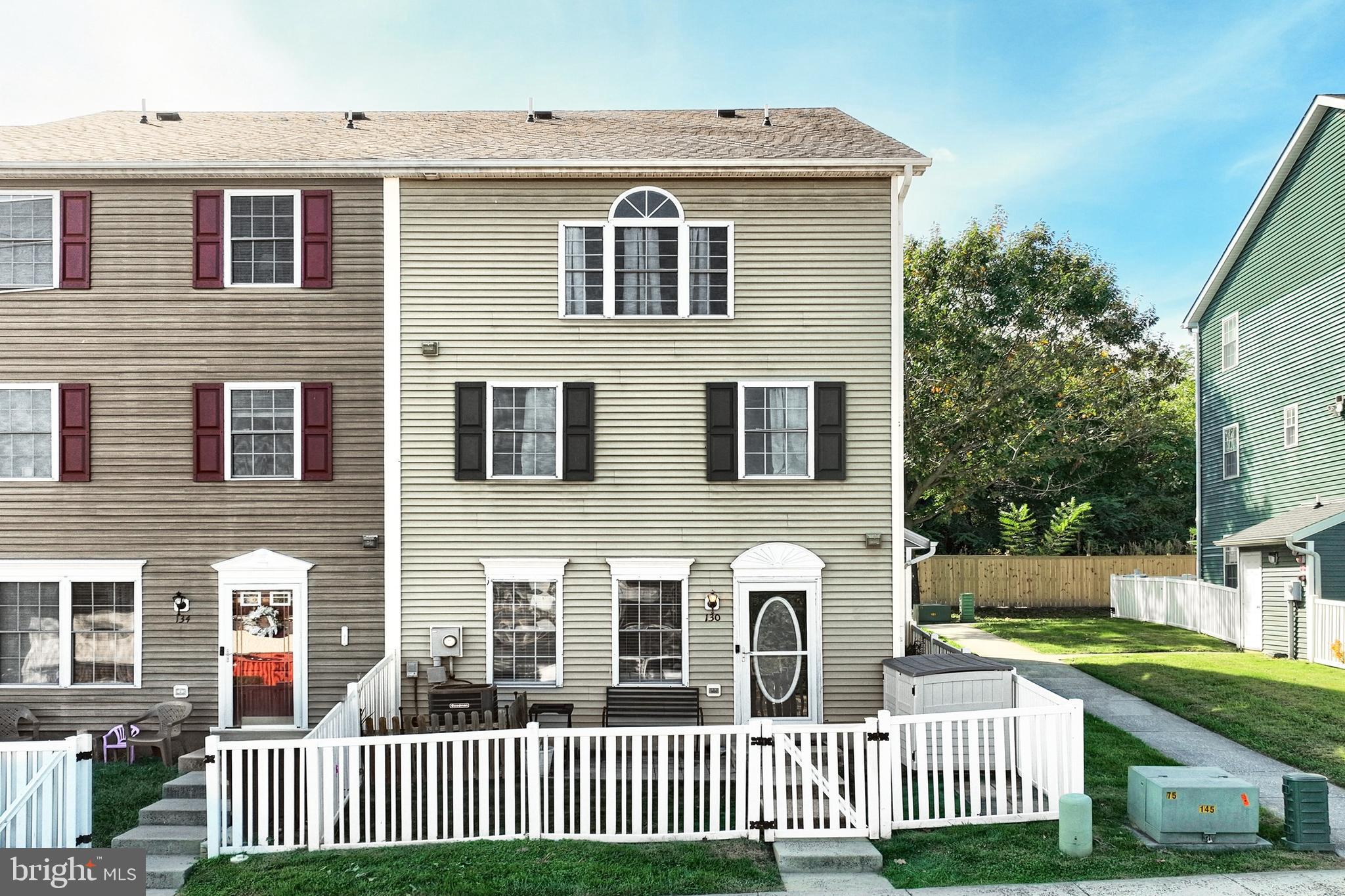 ALTAMONT GARDENS - Residential