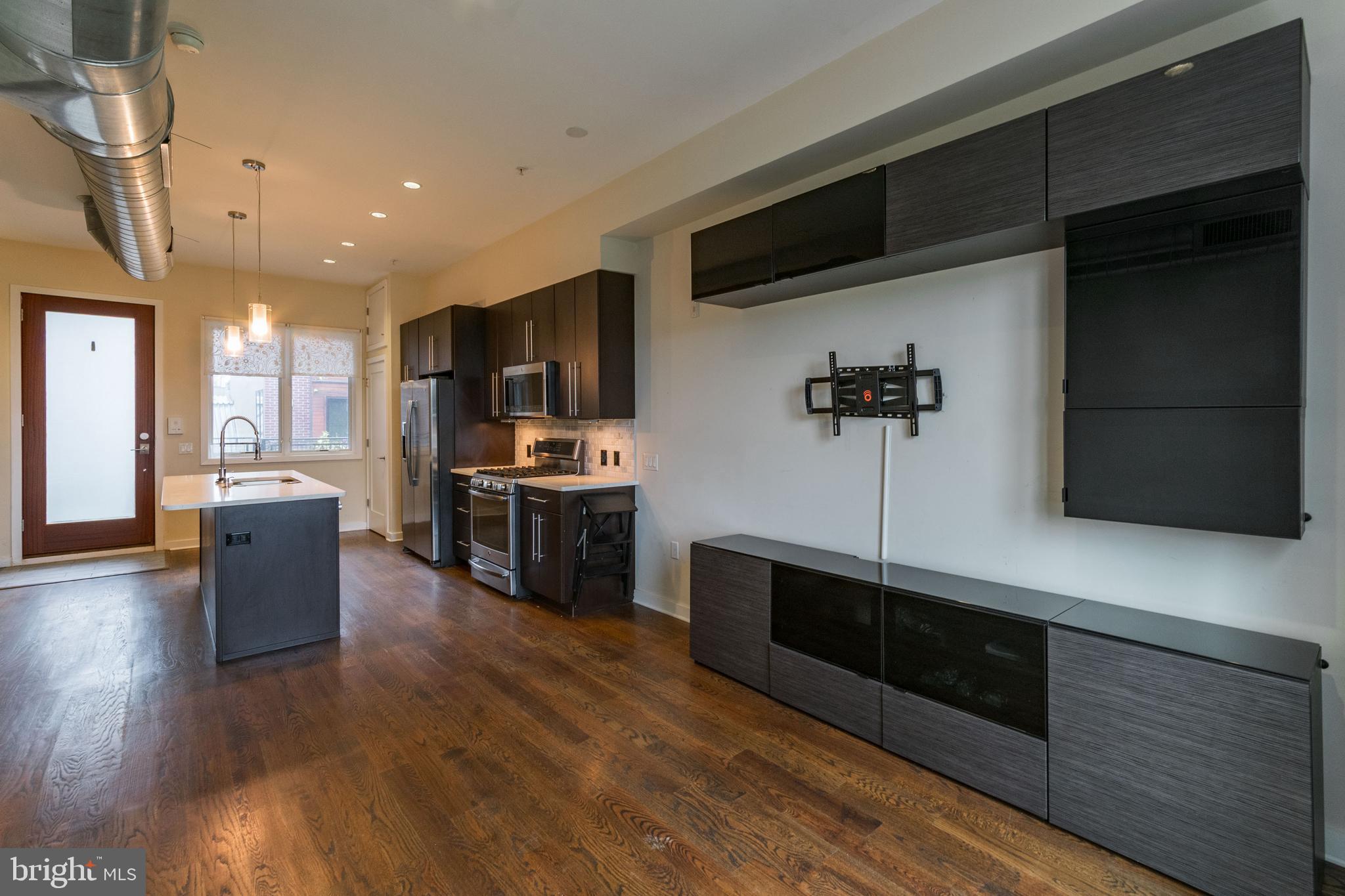 FISHTOWN - Residential Lease