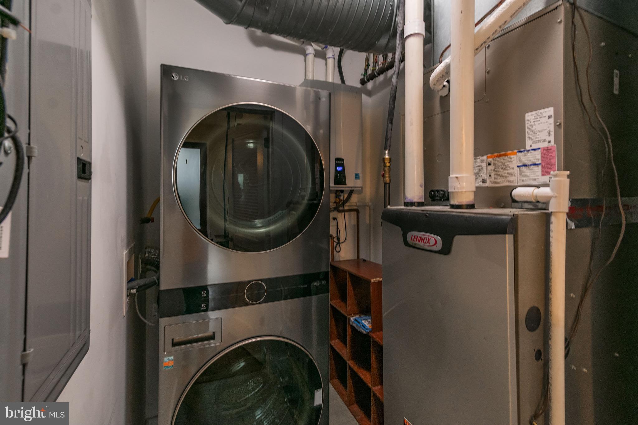 FISHTOWN - Residential Lease