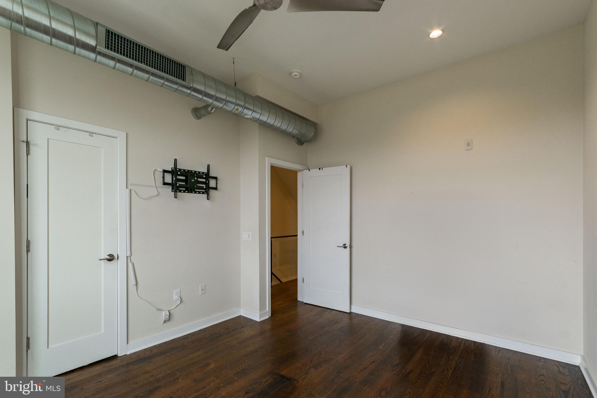 FISHTOWN - Residential Lease