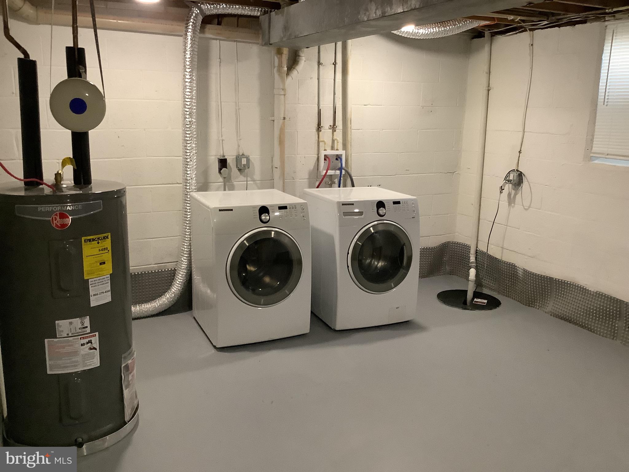 CHESTNUT WOODS - Residential