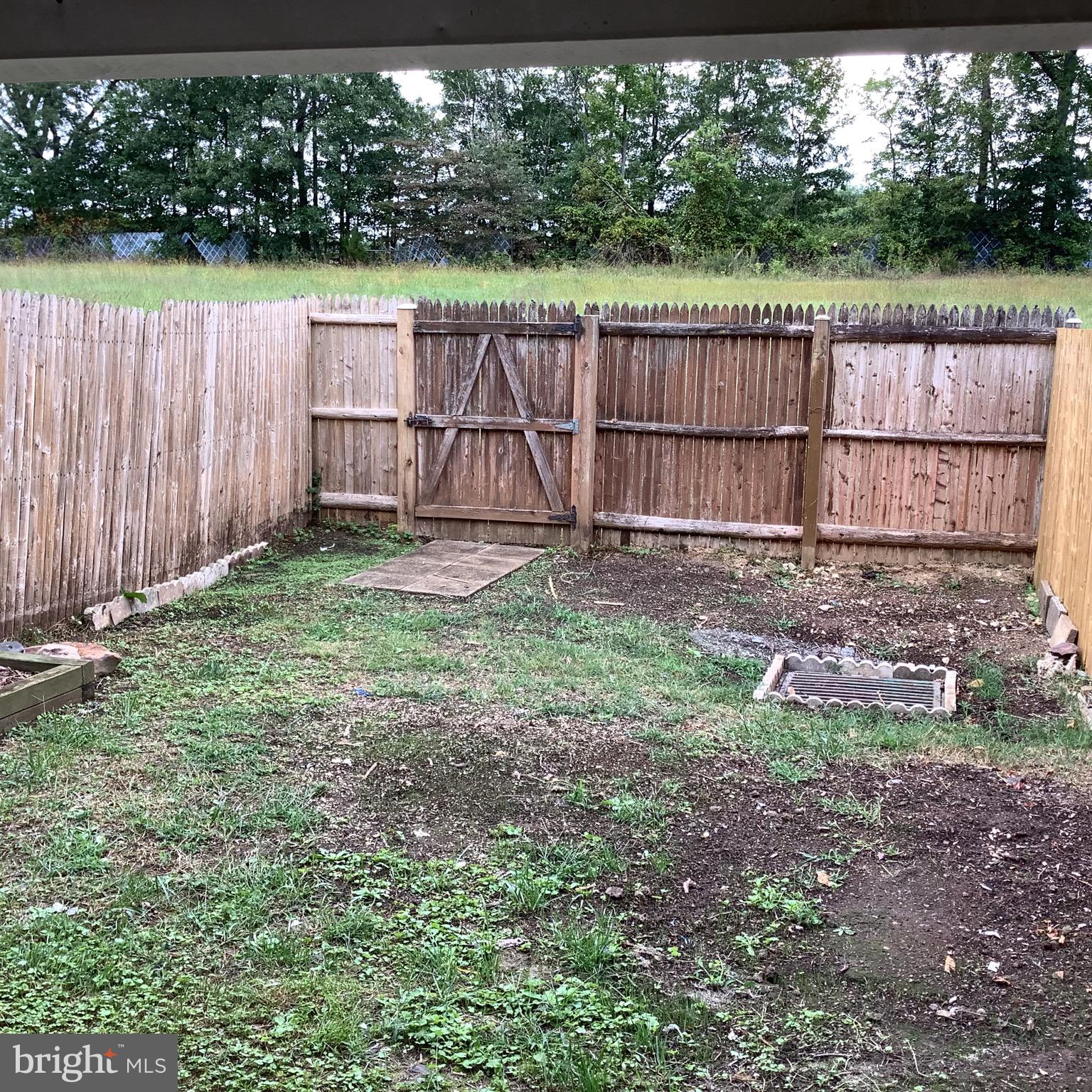 CHESTNUT WOODS - Residential