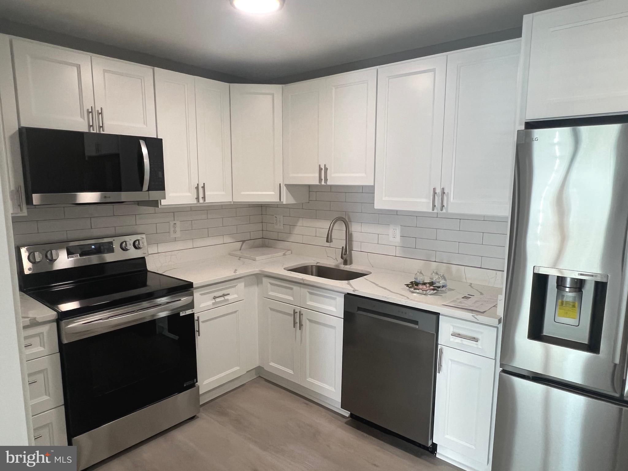 CHESTNUT WOODS - Residential