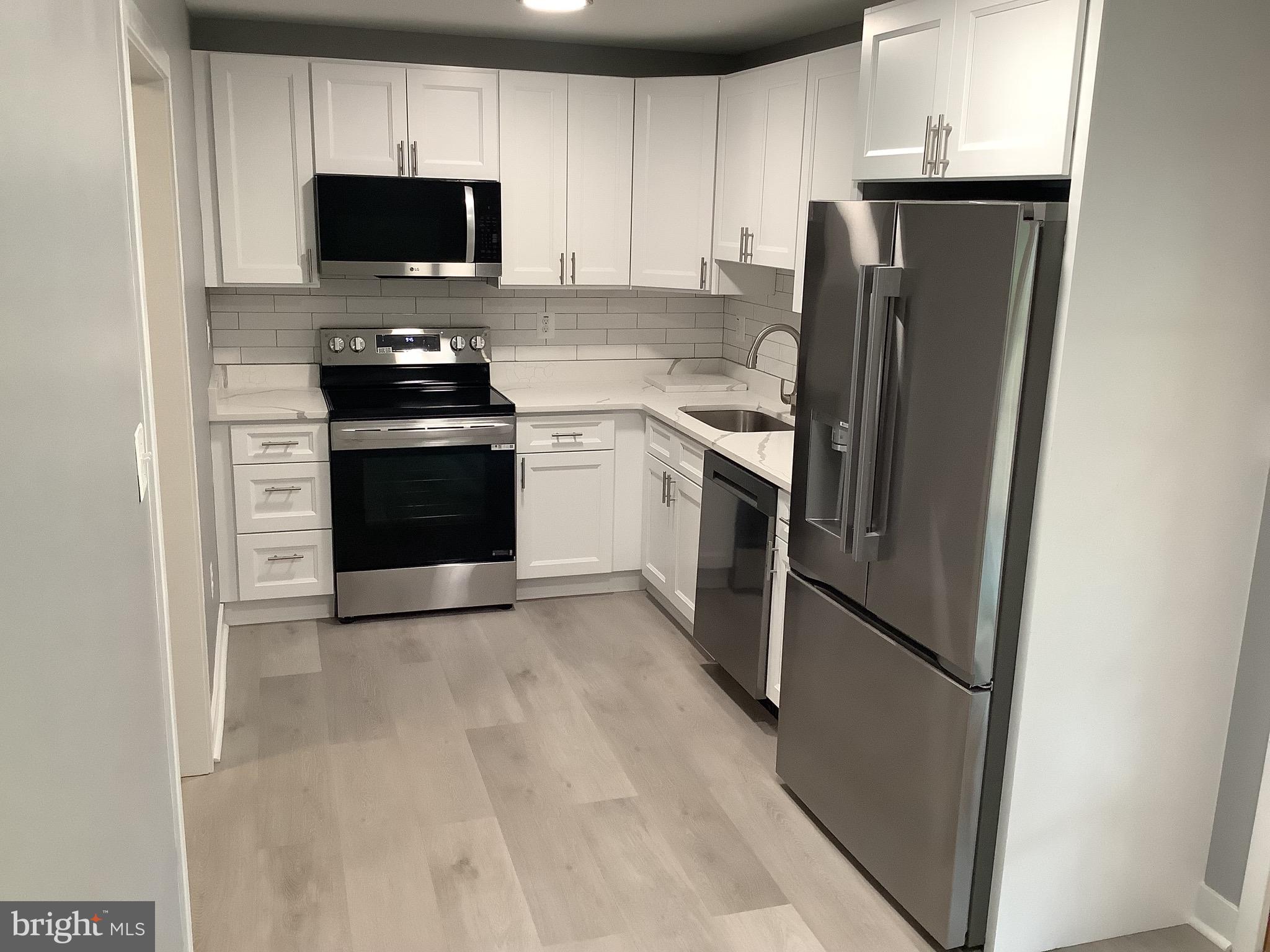 CHESTNUT WOODS - Residential