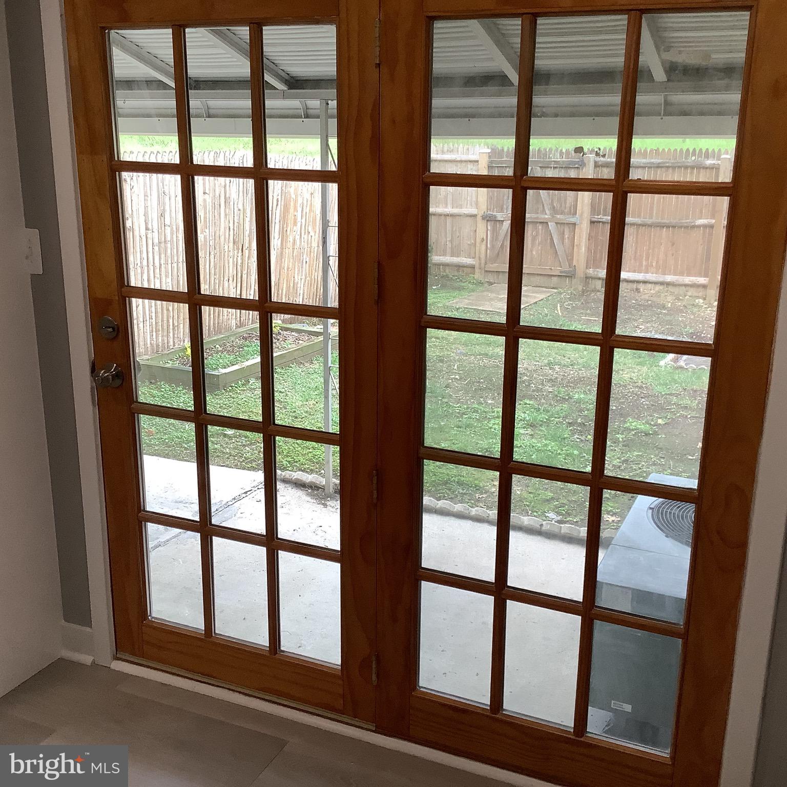 CHESTNUT WOODS - Residential