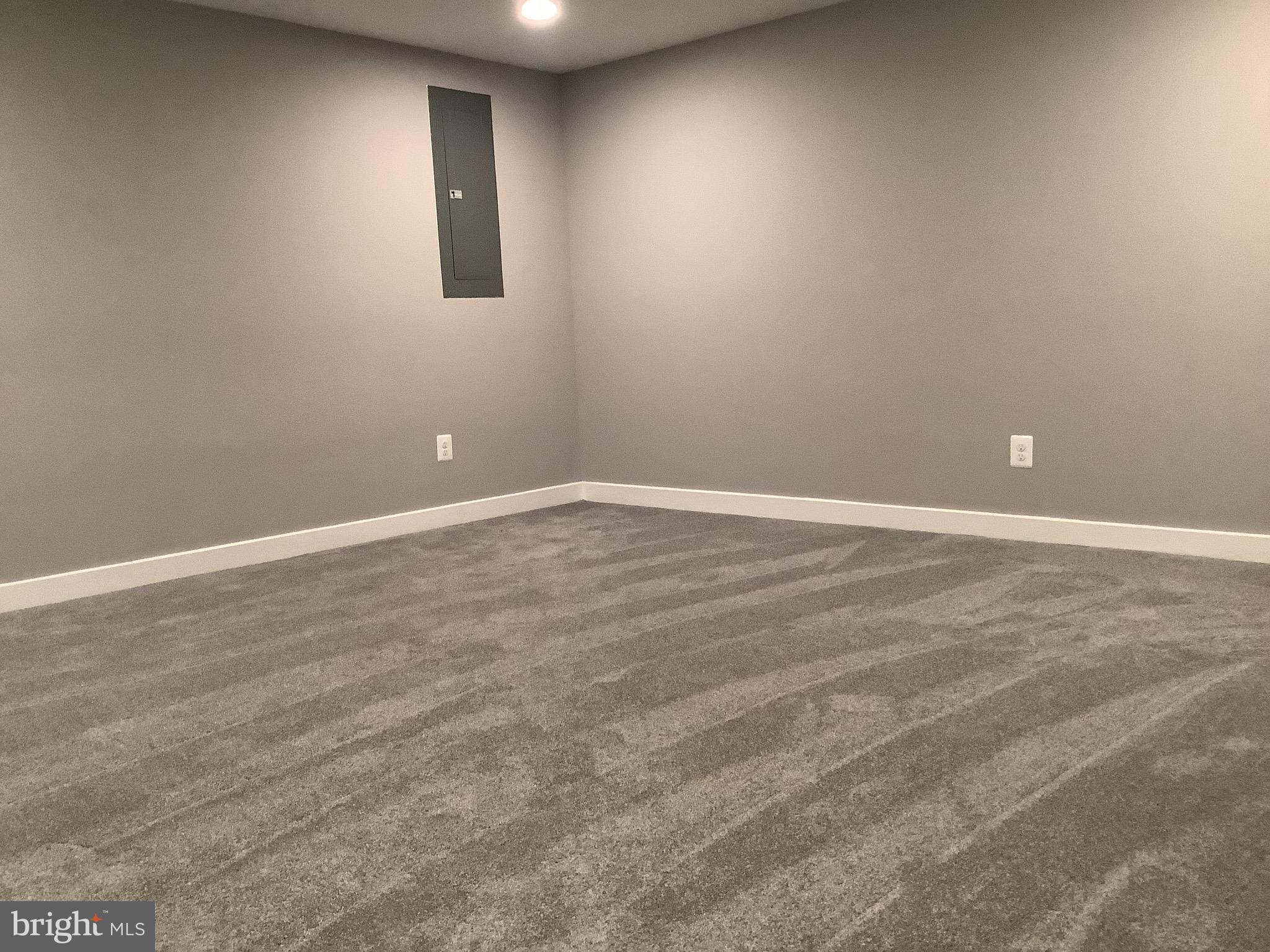 CHESTNUT WOODS - Residential