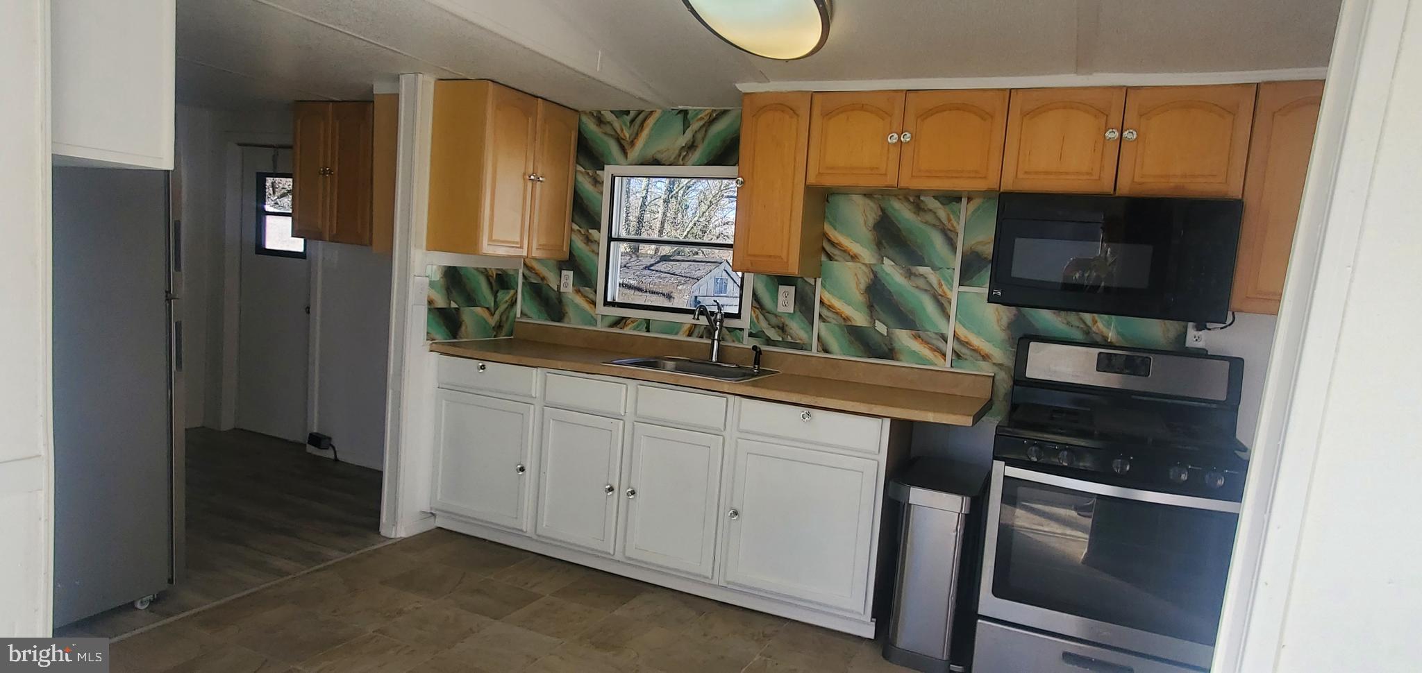 HOMESTEAD MOBILE HOME PARK - Residential