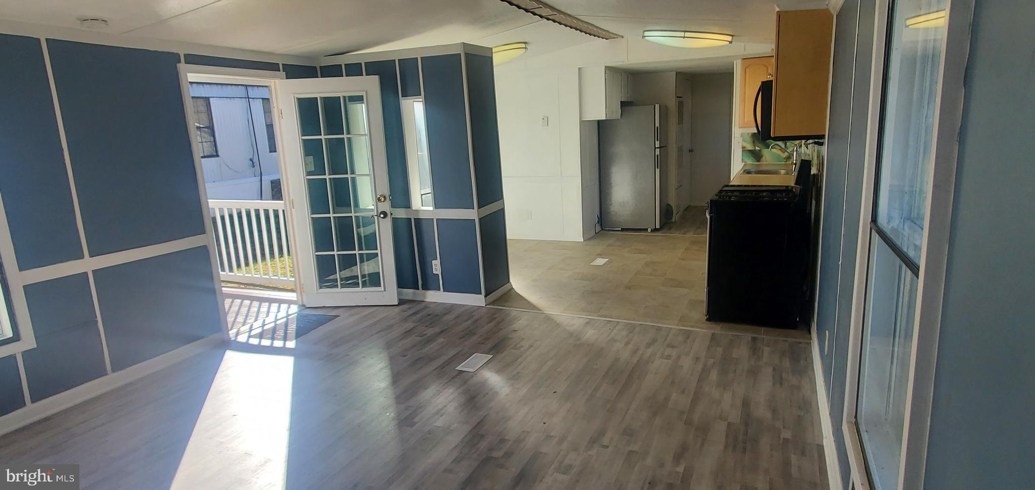 HOMESTEAD MOBILE HOME PARK - Residential