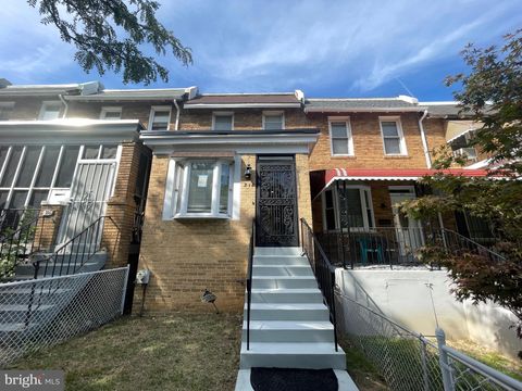 218 BRYANT STREET NE WASHINGTON DC 20002