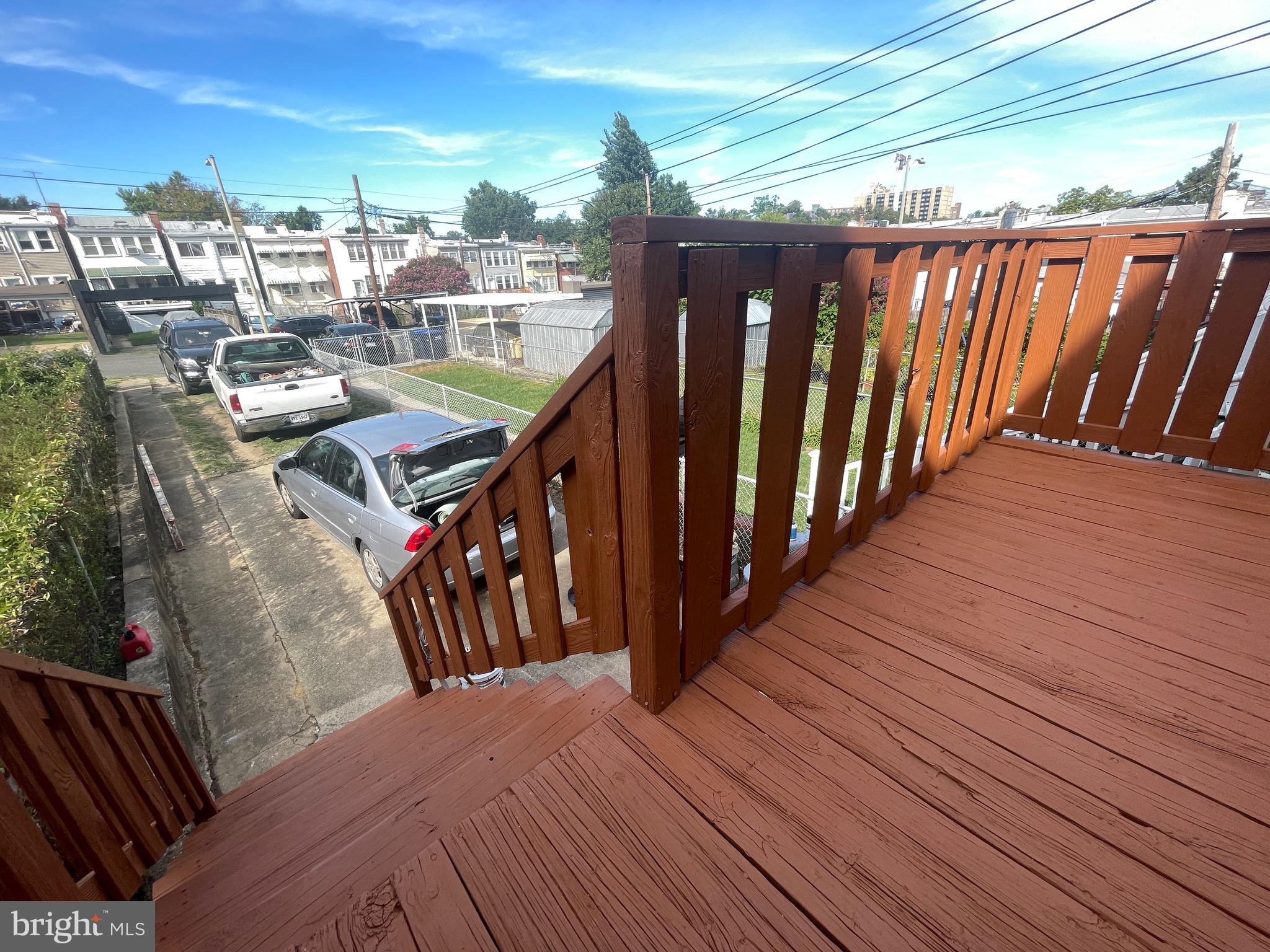218 BRYANT STREET NE