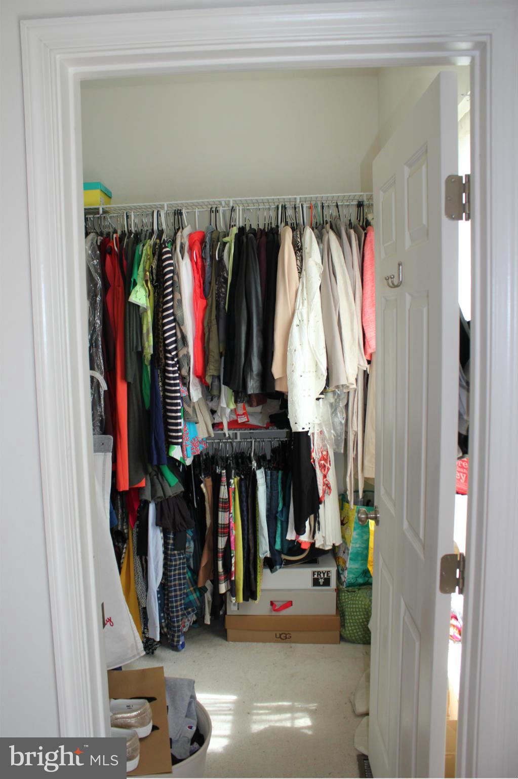 STONEY RUN - Residential Lease