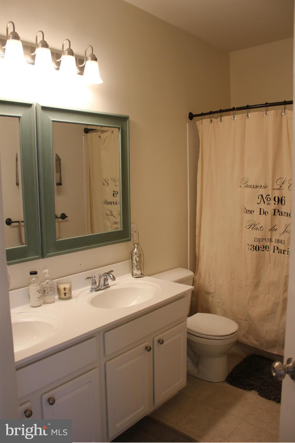 STONEY RUN - Residential Lease