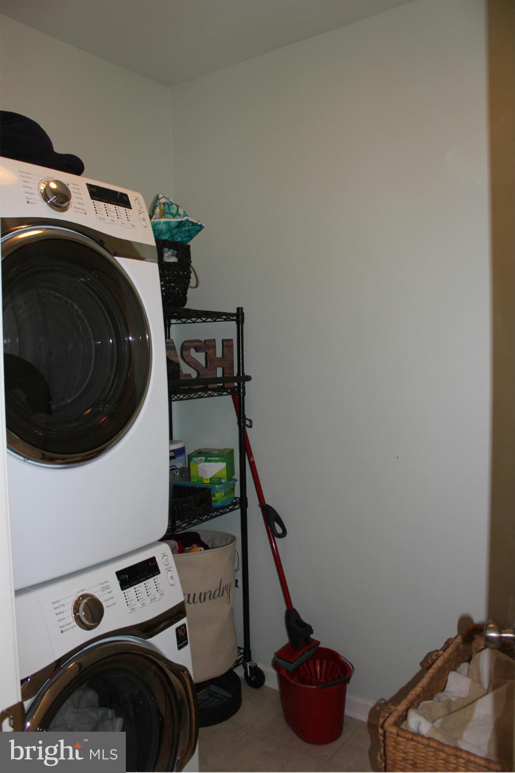 STONEY RUN - Residential Lease