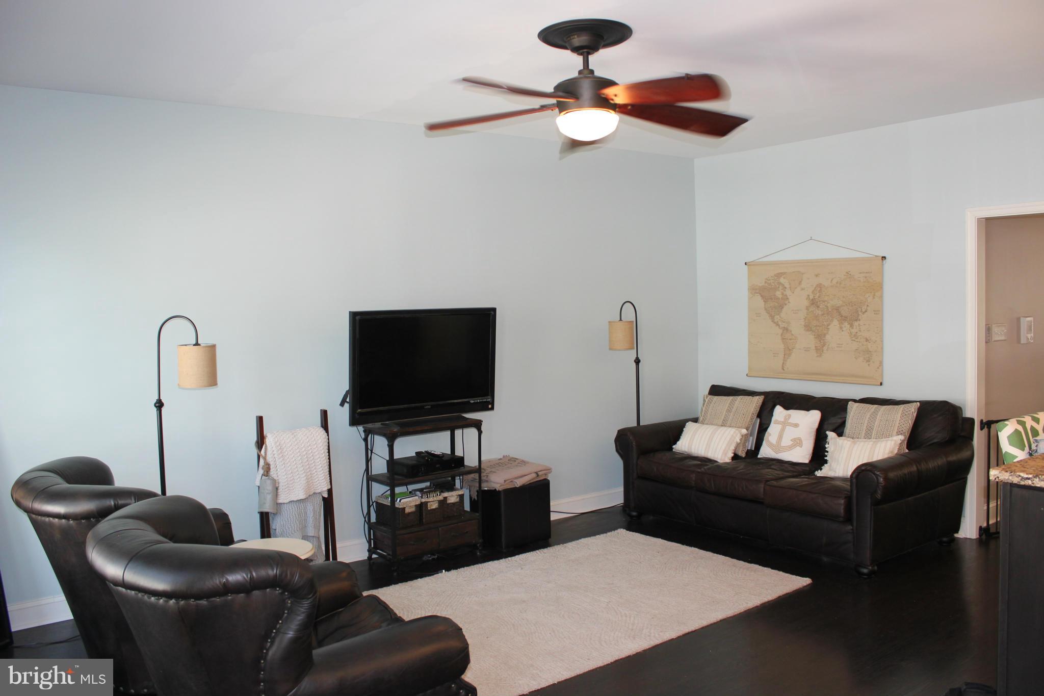 STONEY RUN - Residential Lease