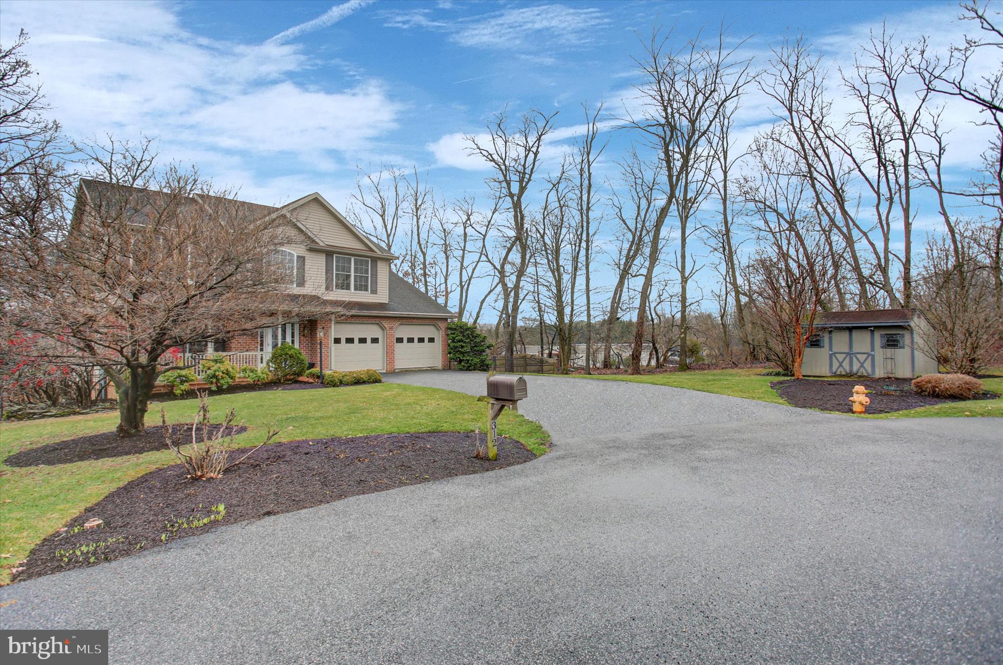 MOUNTAIN VIEW - Residential