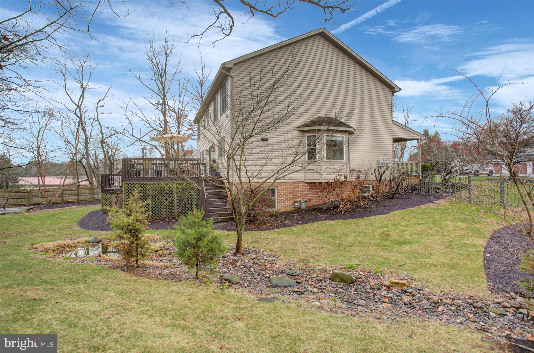 MOUNTAIN VIEW - Residential