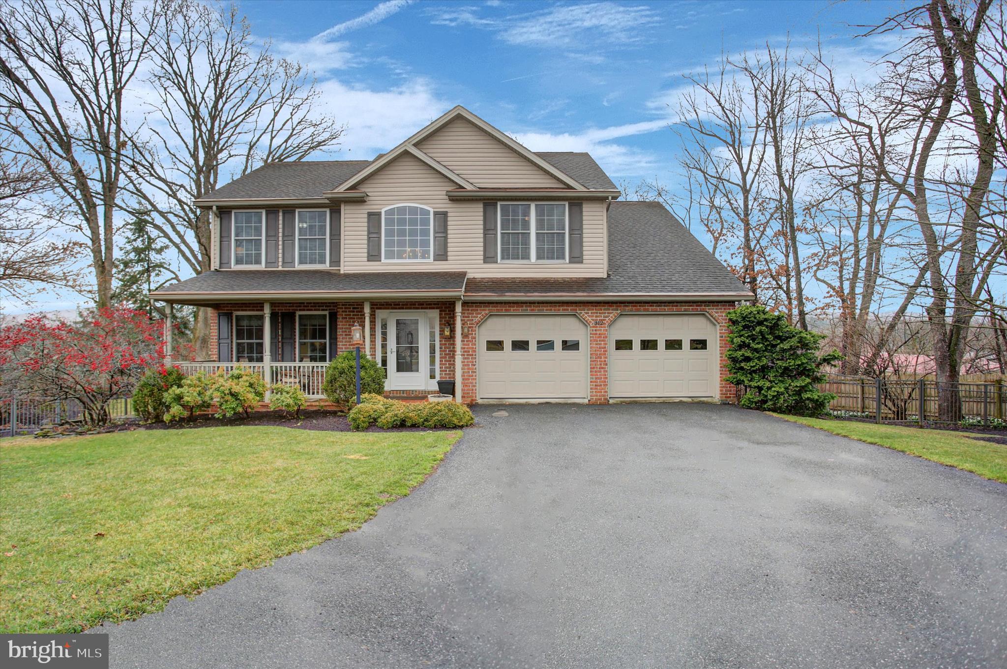 MOUNTAIN VIEW - Residential