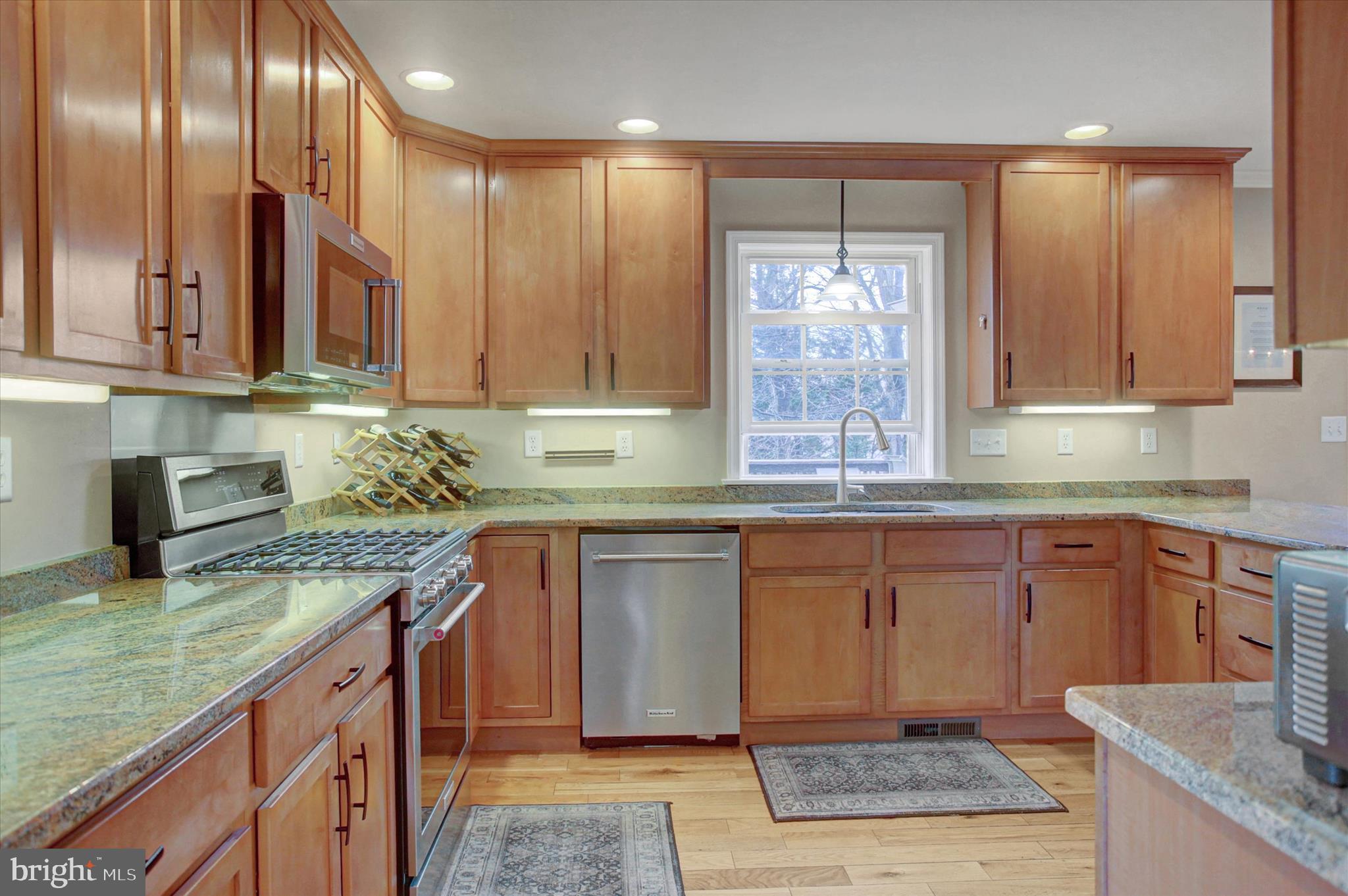 MOUNTAIN VIEW - Residential