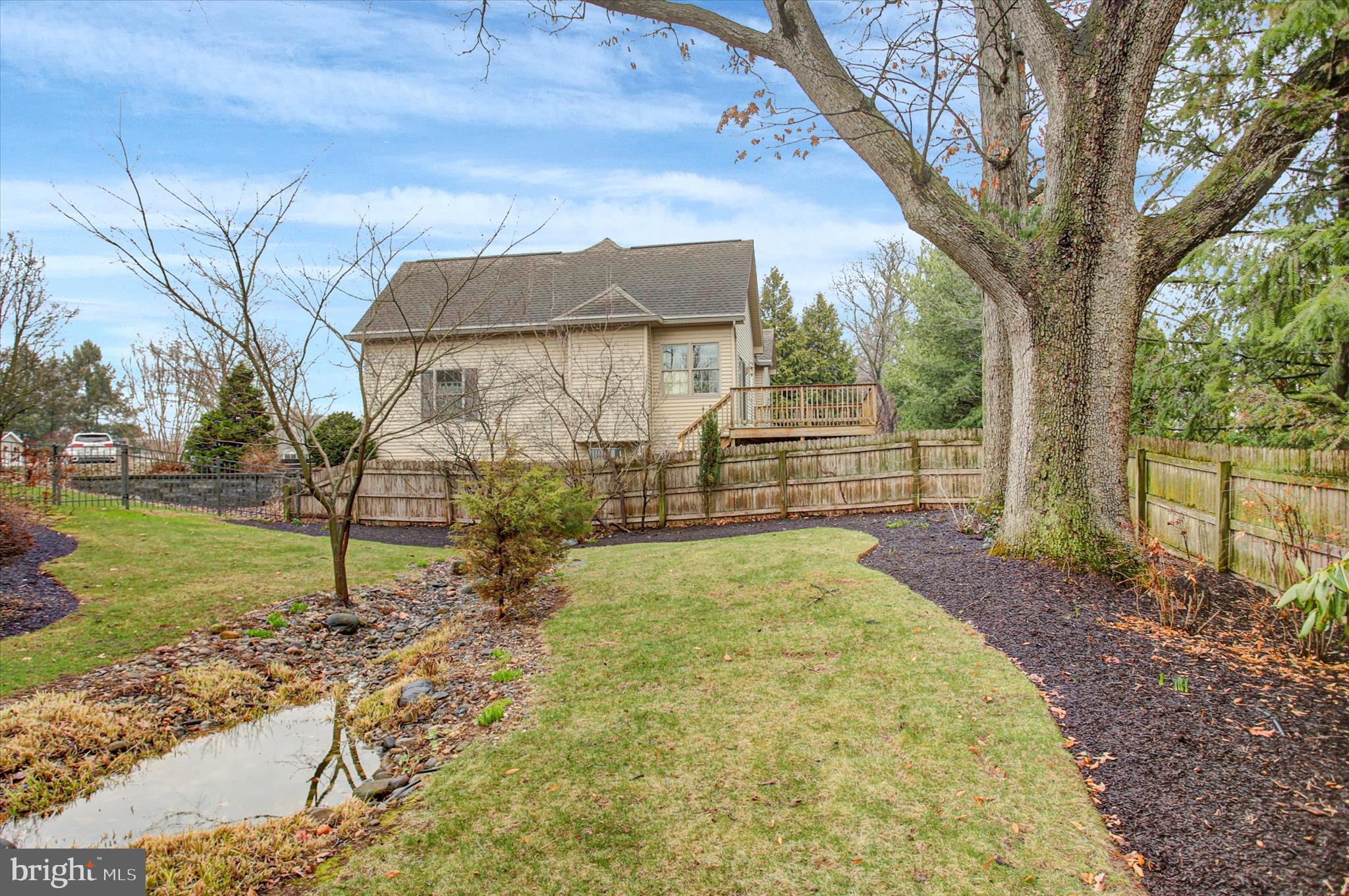 MOUNTAIN VIEW - Residential