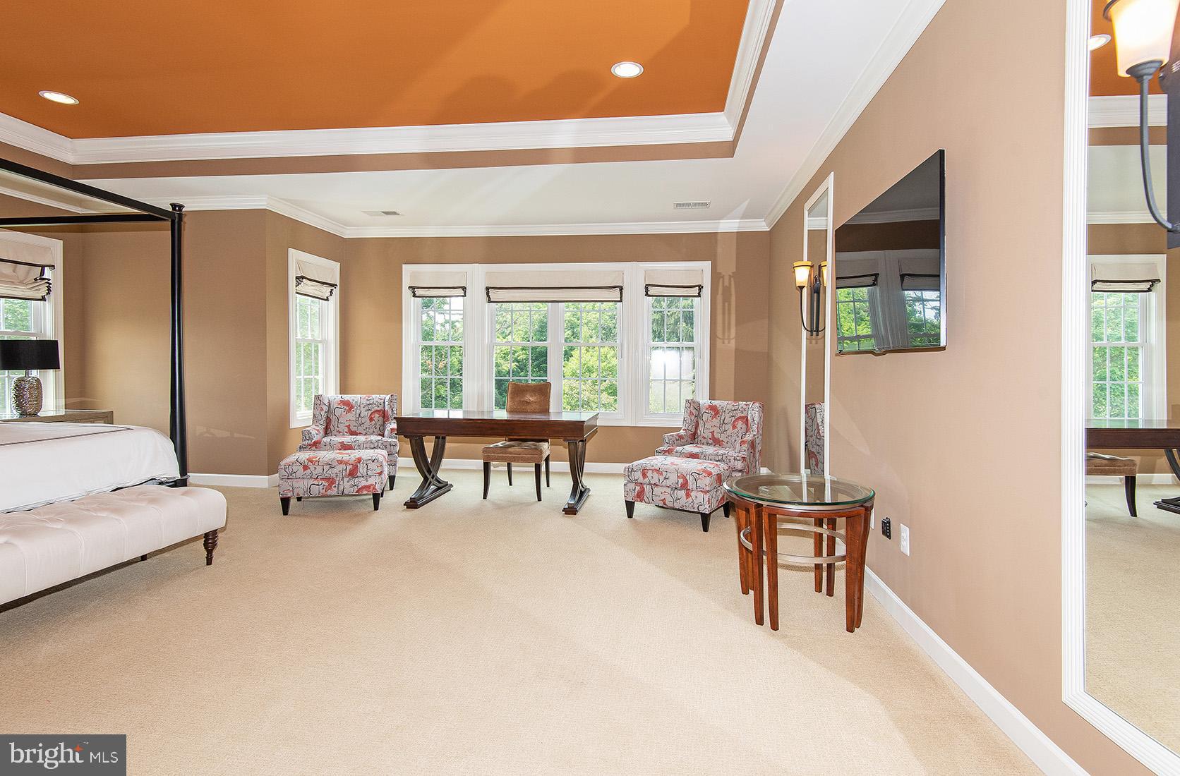 RIVERWOOD - Residential