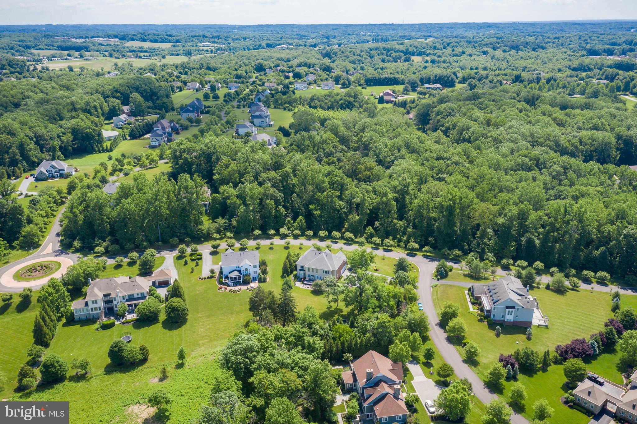 RIVERWOOD - Residential