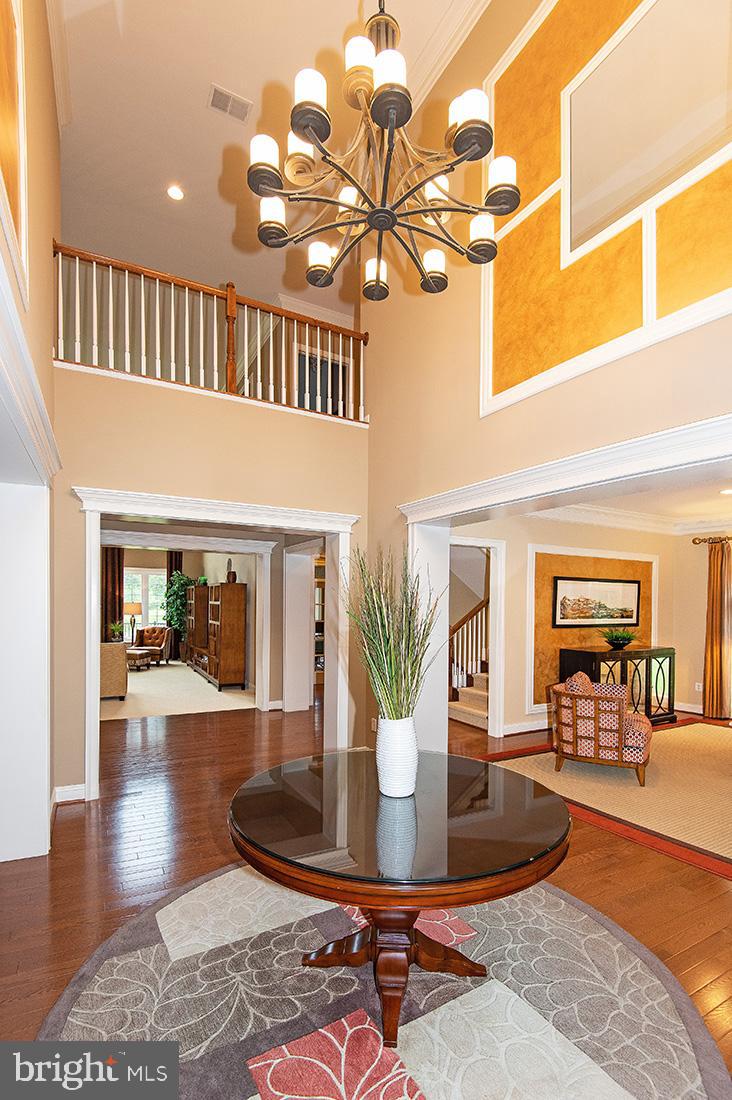 RIVERWOOD - Residential