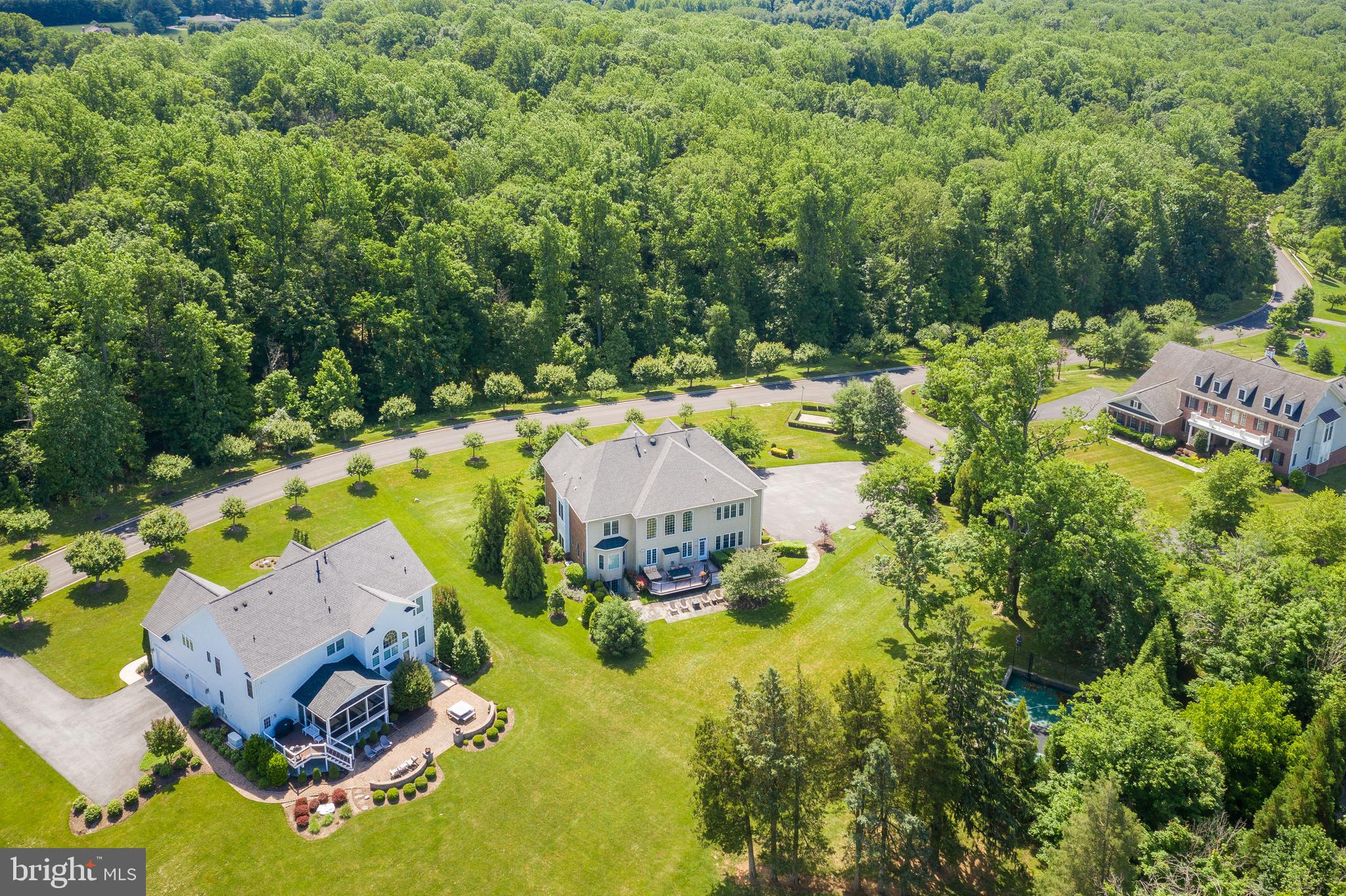 RIVERWOOD - Residential