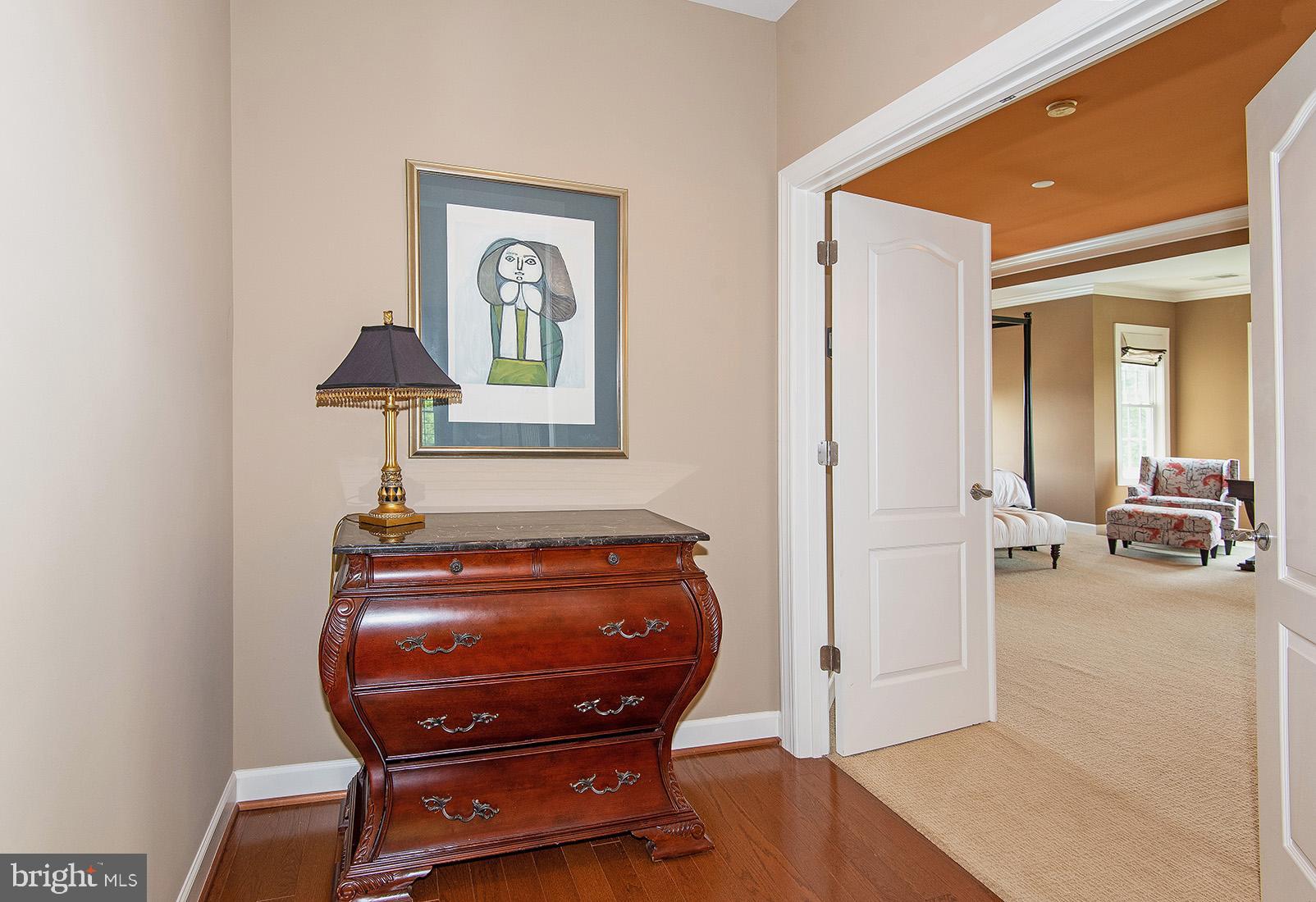 RIVERWOOD - Residential